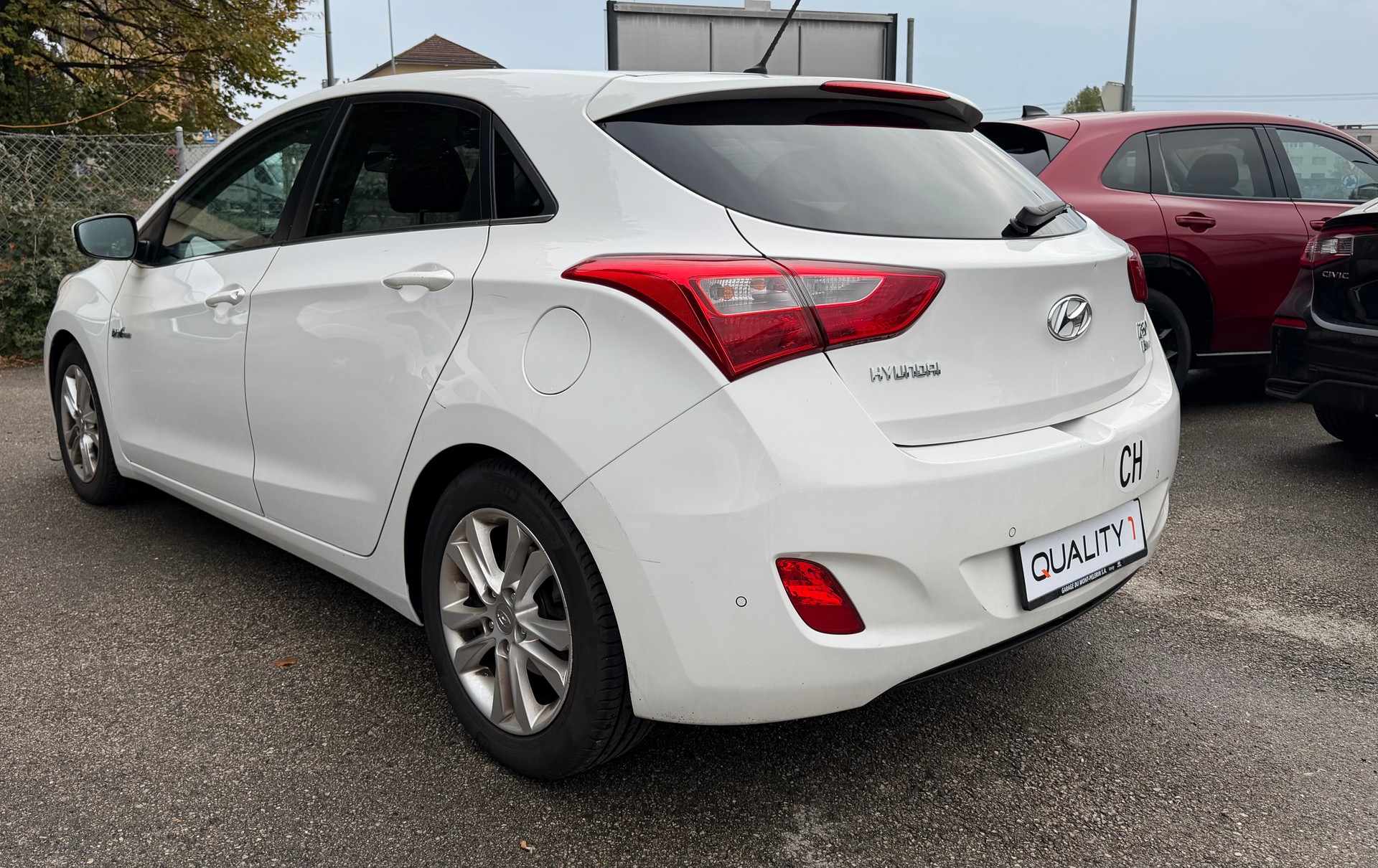 HYUNDAI i30 1.6 GDI Lounge-image-3