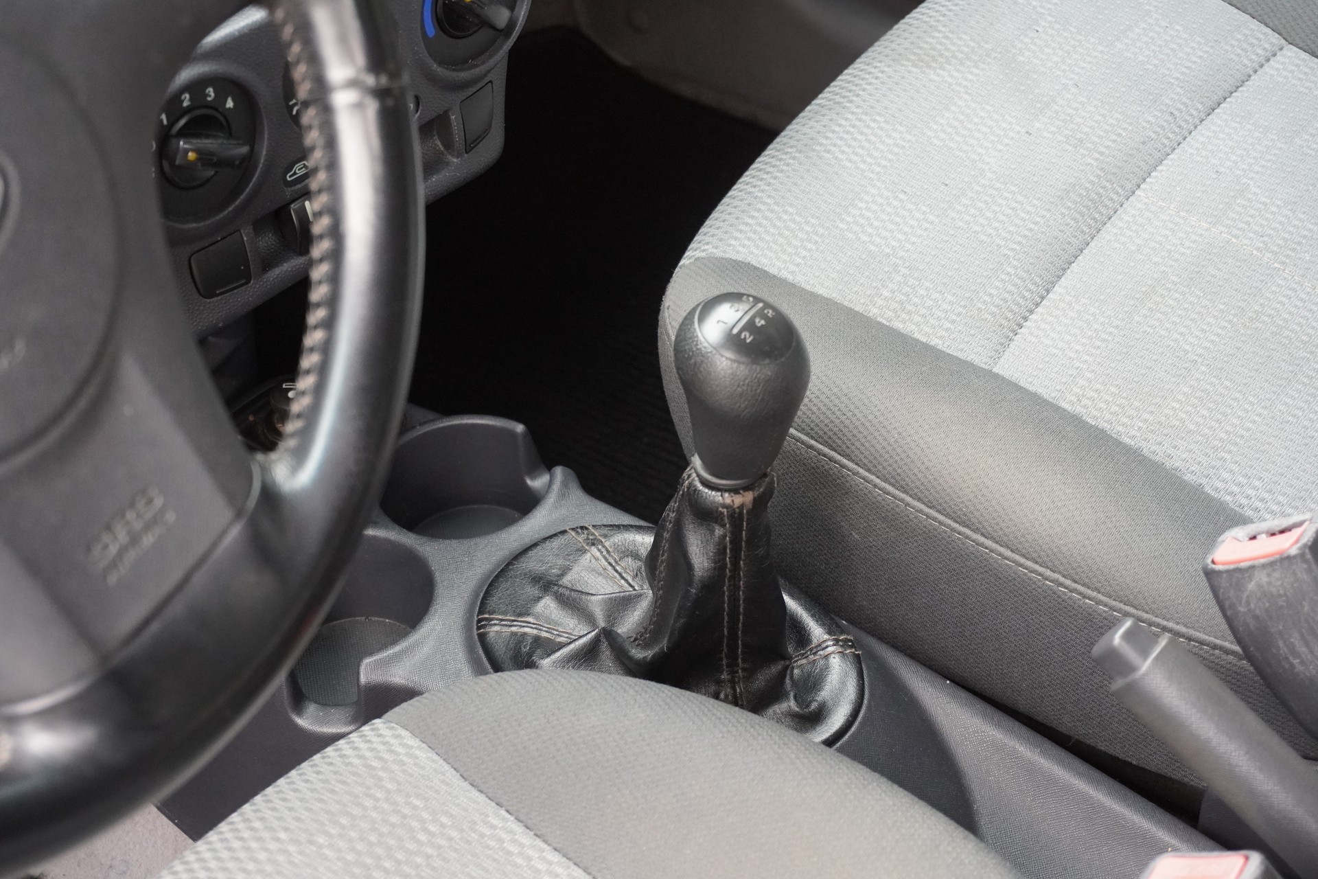KIA Picanto 1.1 LX-image-12