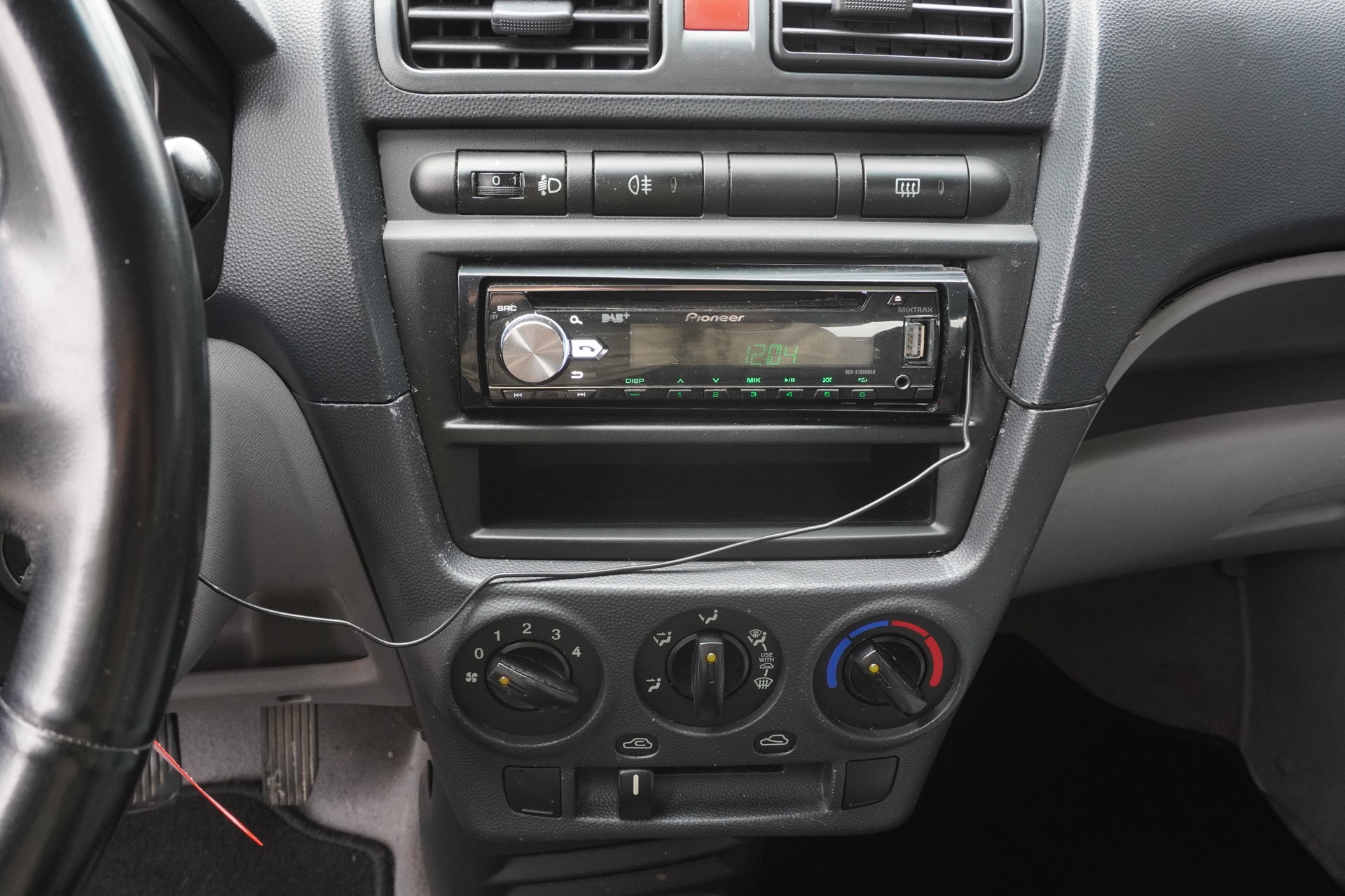 KIA Picanto 1.1 LX-image-11