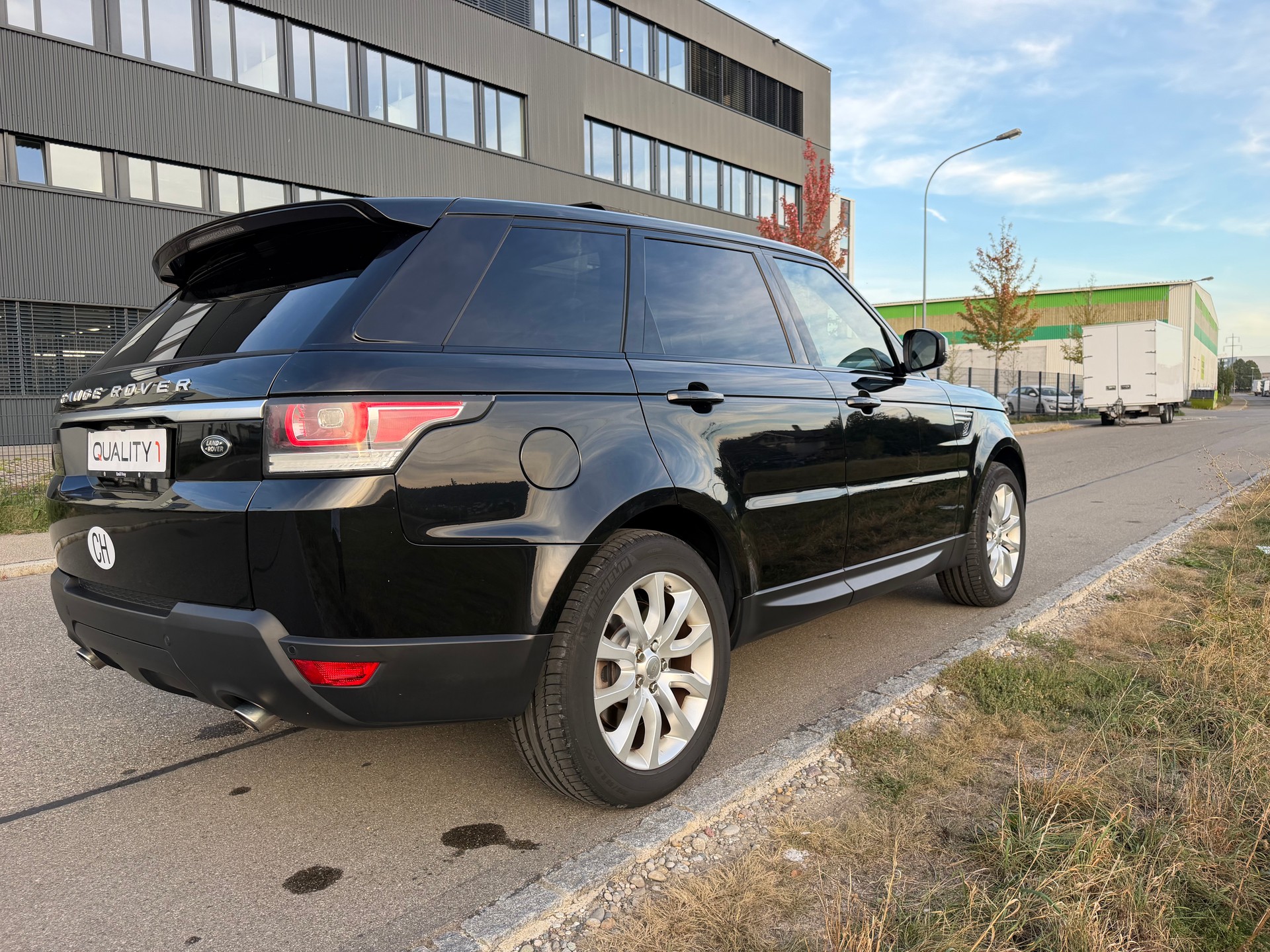 LAND ROVER Range Rover Sport - 7 Plätzer- 3.0 SDV6 HSE Automatic-image-11
