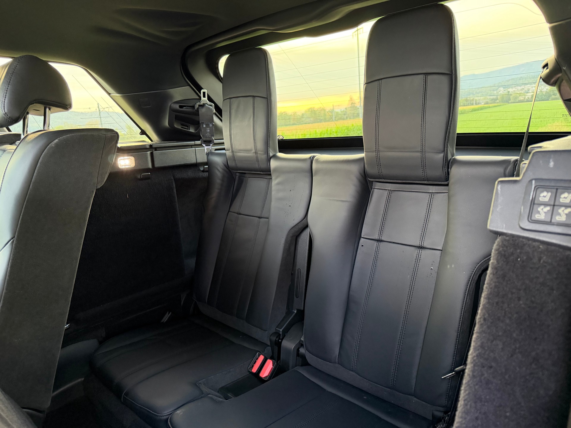 LAND ROVER Range Rover Sport - 7 Plätzer- 3.0 SDV6 HSE Automatic-image-22