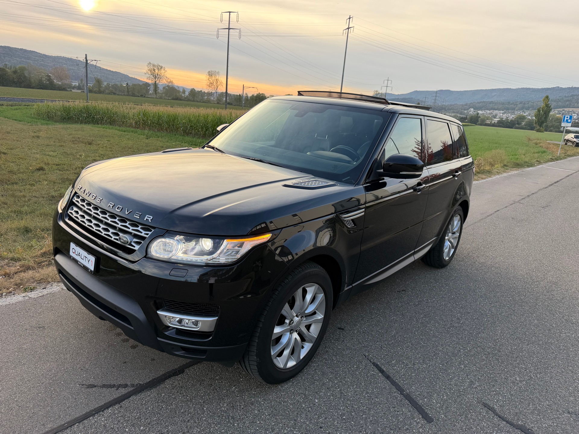 LAND ROVER Range Rover Sport - 7 Plätzer- 3.0 SDV6 HSE Automatic-image-4