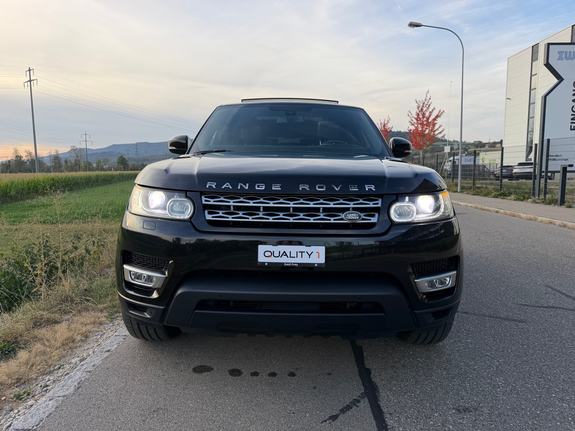 LAND ROVER Range Rover Sport - 7 Plätzer- 3.0 SDV6 HSE Automatic-image-6