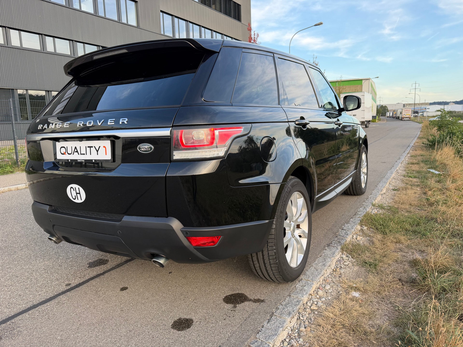 LAND ROVER Range Rover Sport - 7 Plätzer- 3.0 SDV6 HSE Automatic-image-10
