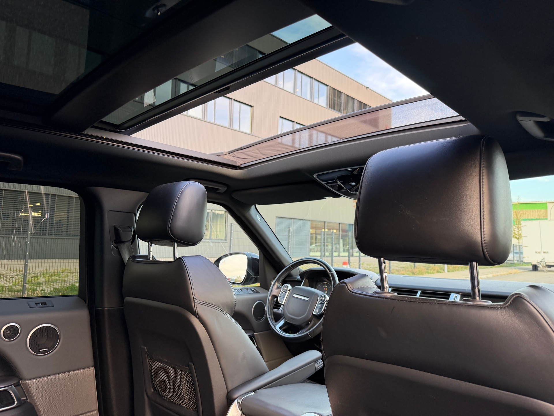 LAND ROVER Range Rover Sport - 7 Plätzer- 3.0 SDV6 HSE Automatic-image-26