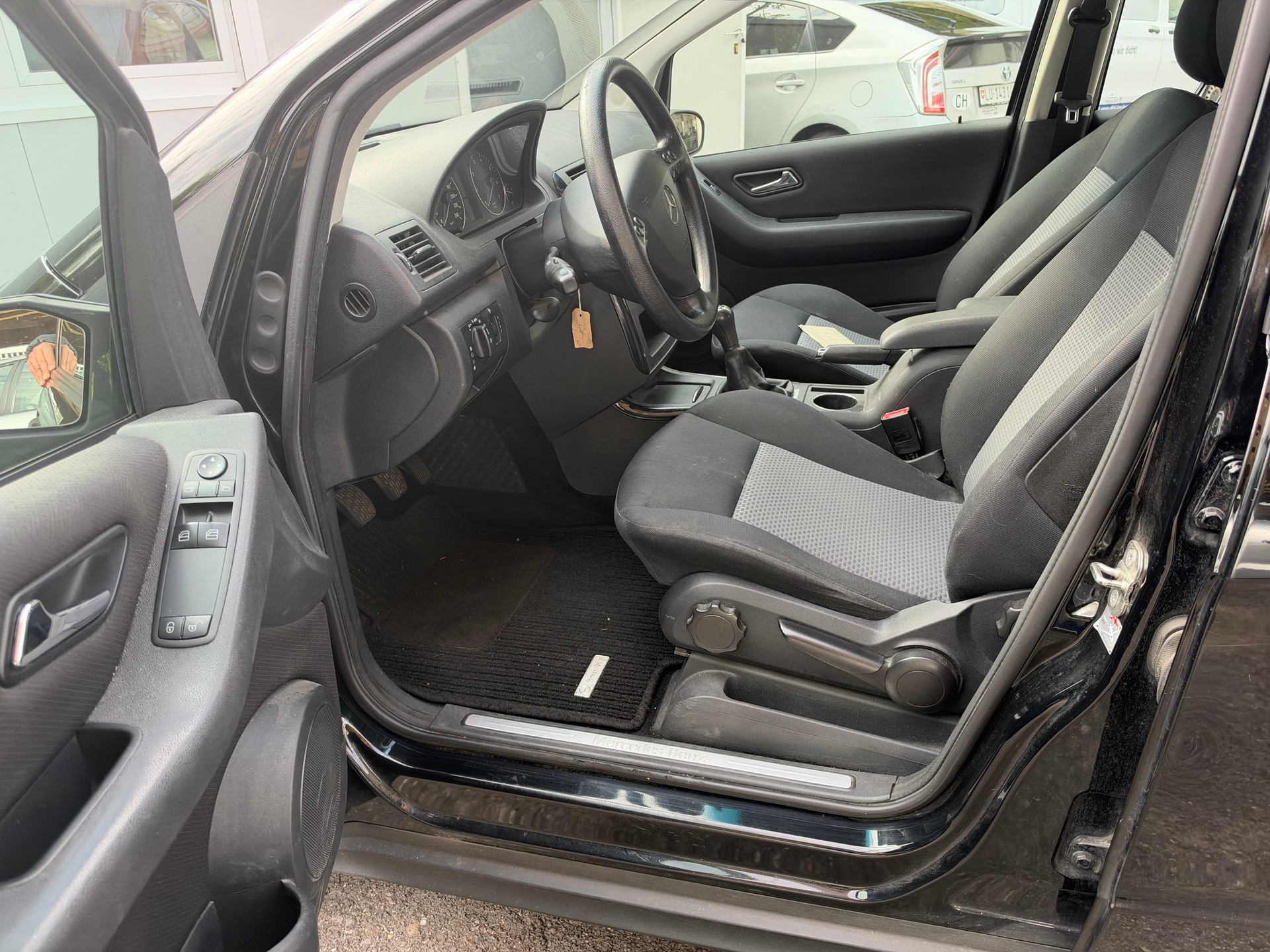 MERCEDES-BENZ A 150 Classic PolarStar-image-9