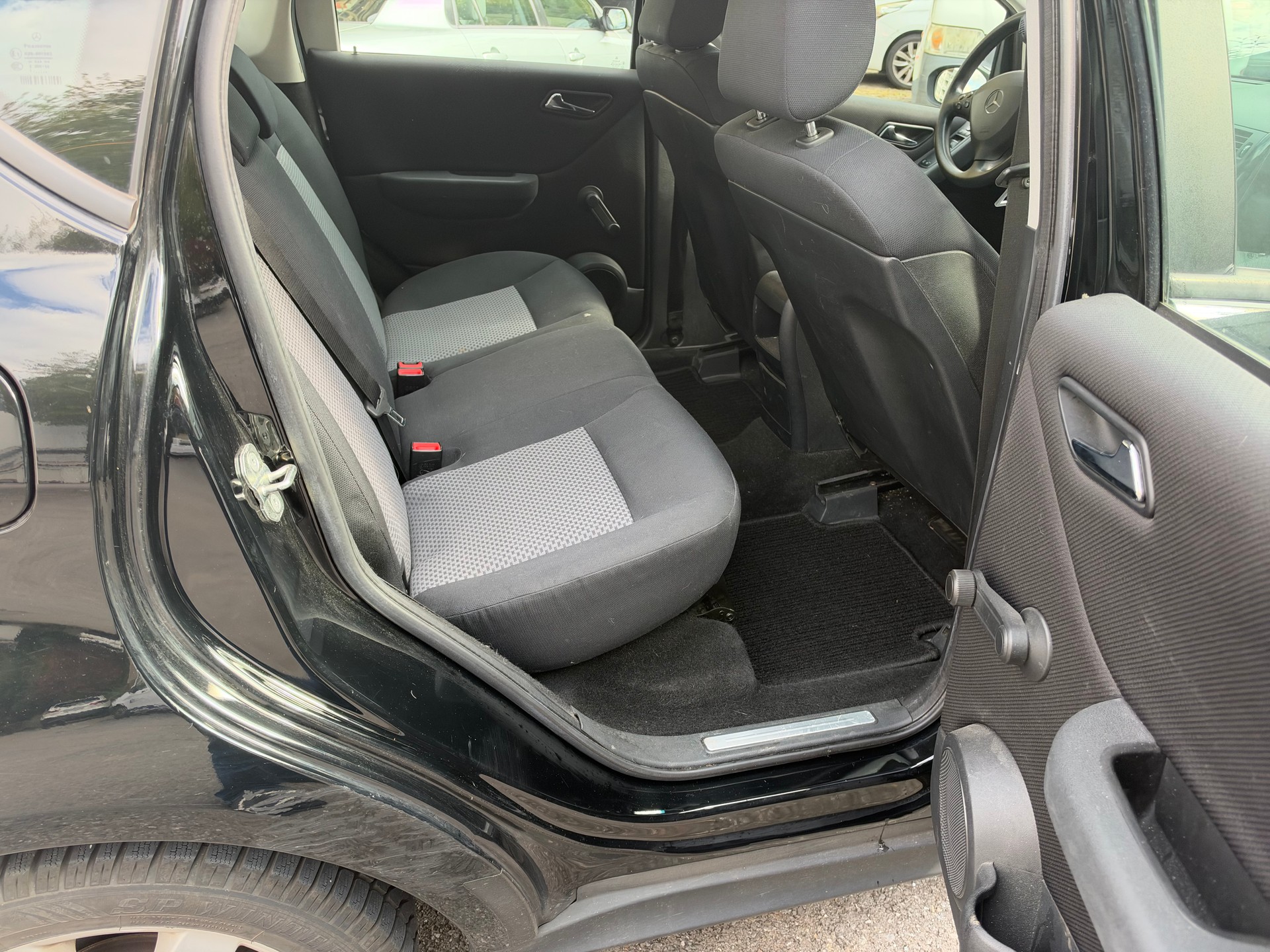 MERCEDES-BENZ A 150 Classic PolarStar-image-11