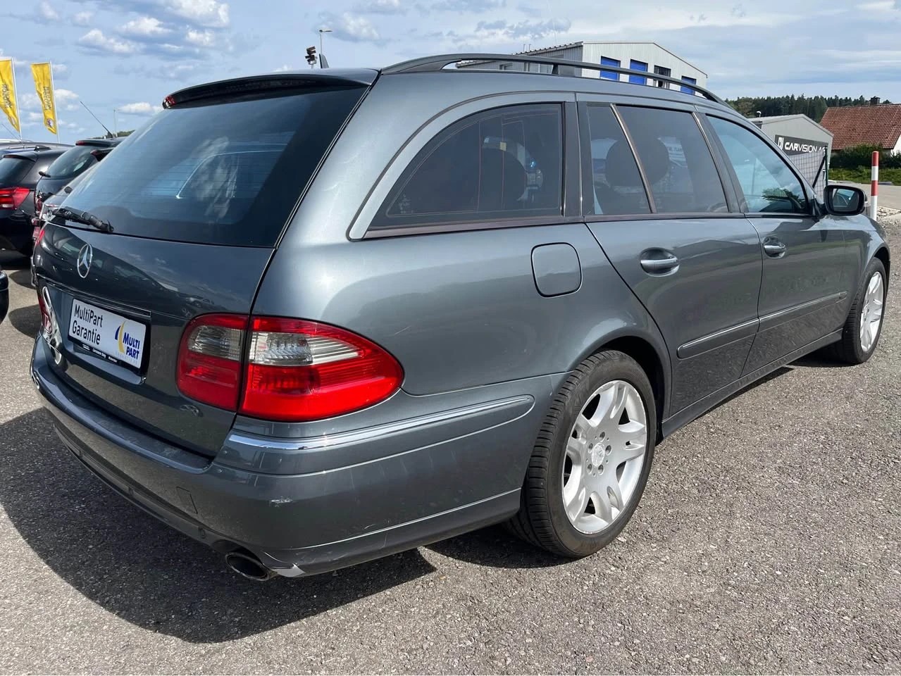 MERCEDES-BENZ E 320 CDI Classic 4Matic Automatic-image-6