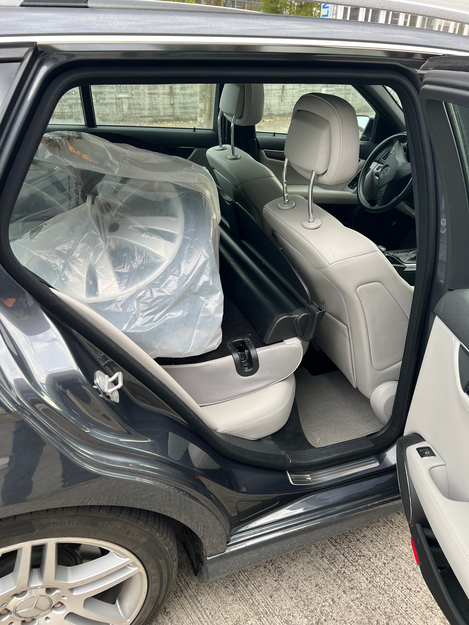 MERCEDES-BENZ C 350 CDI (320 CDI) Avantgarde 4Matic 7G-Tronic-image-5