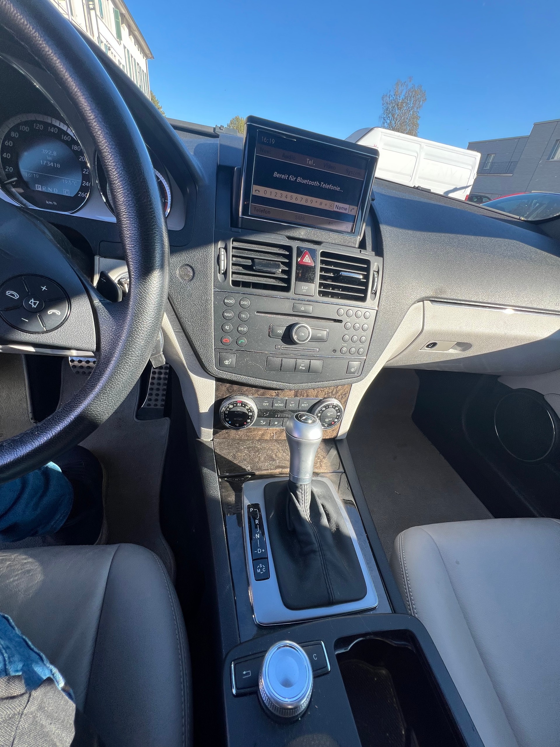 MERCEDES-BENZ C 350 CDI (320 CDI) Avantgarde 4Matic 7G-Tronic-image-10