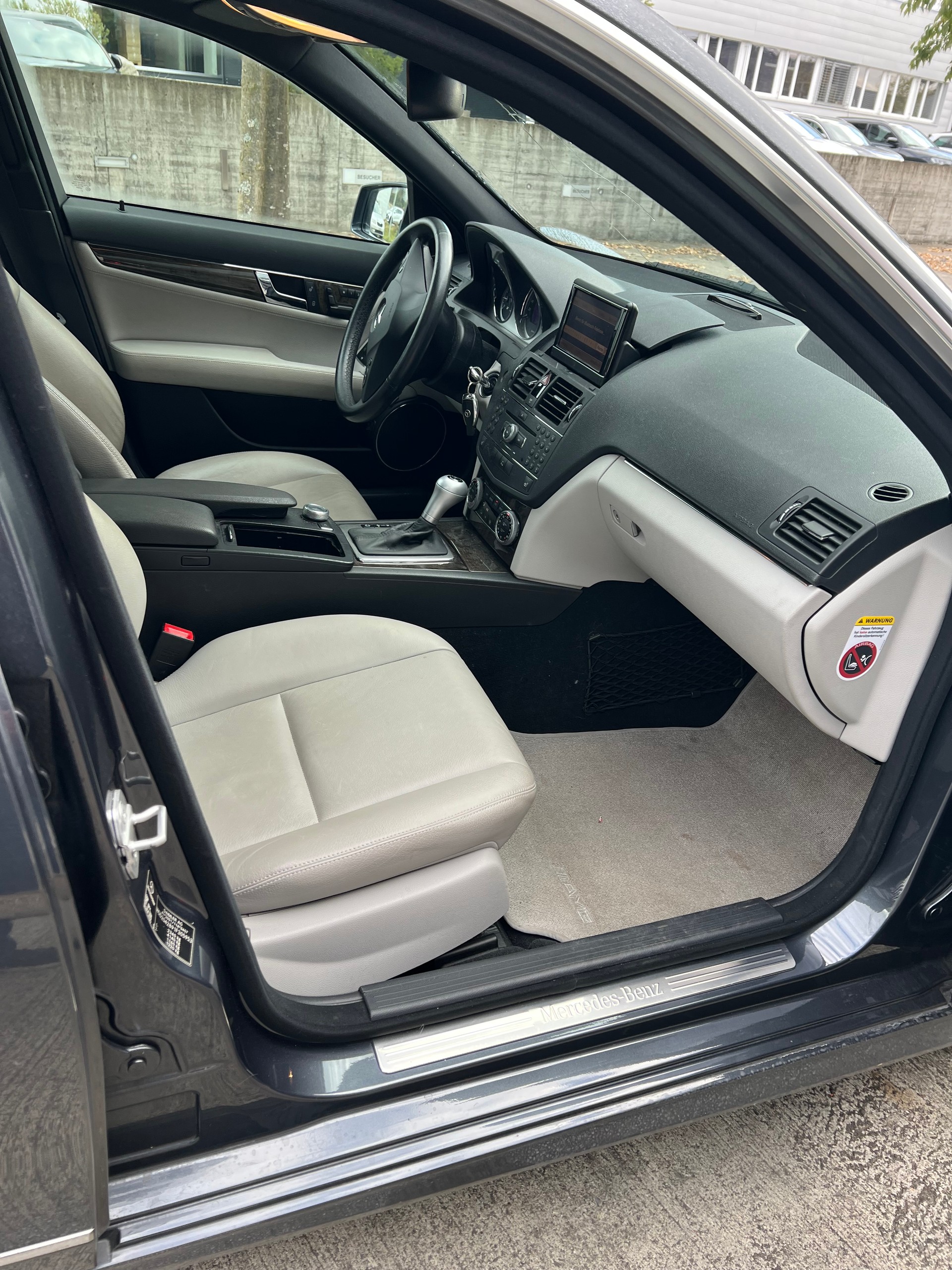 MERCEDES-BENZ C 350 CDI (320 CDI) Avantgarde 4Matic 7G-Tronic-image-4
