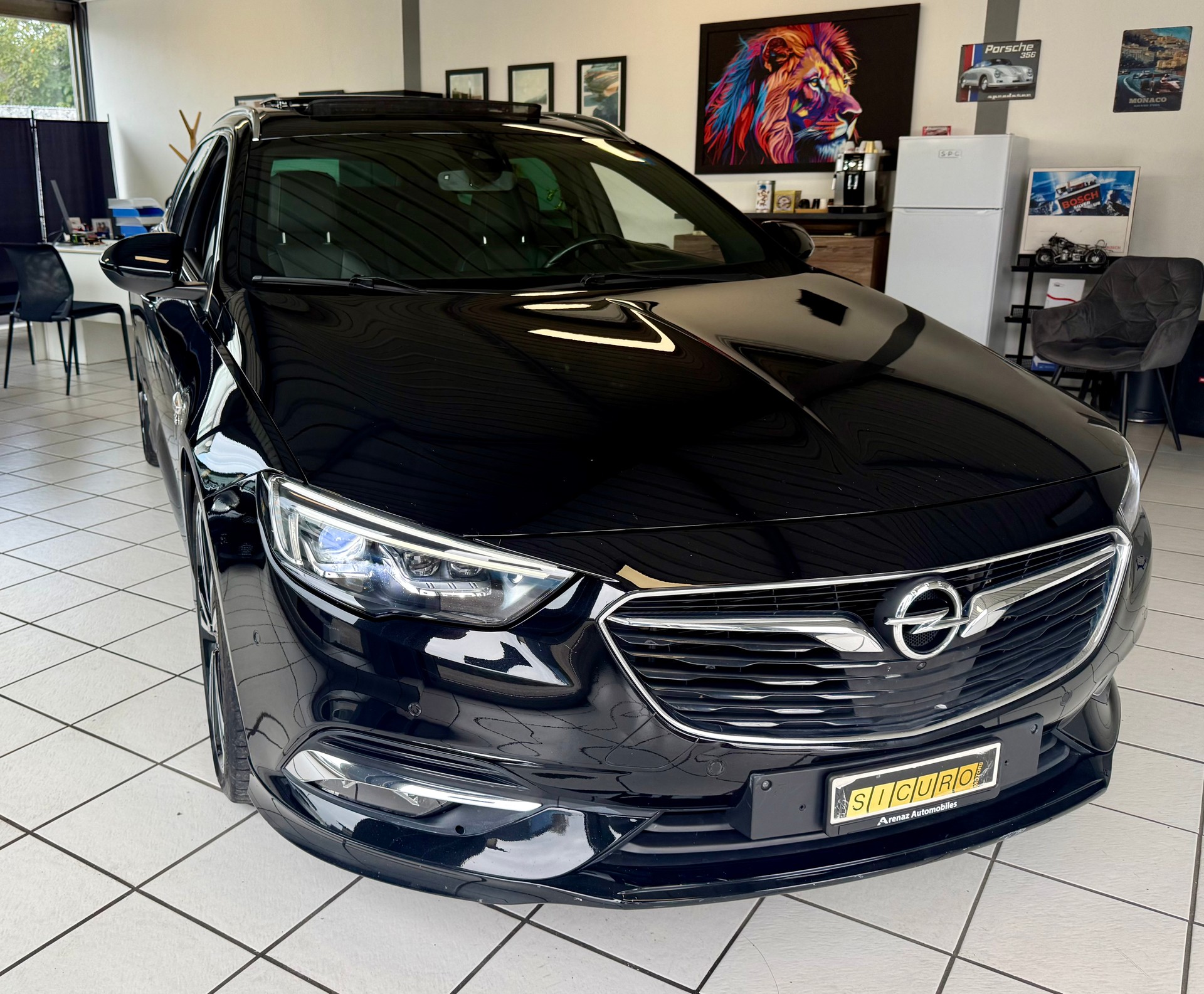 OPEL Insignia 2.0 T Sports Tourer Excellence 4WD Automat.-image-0
