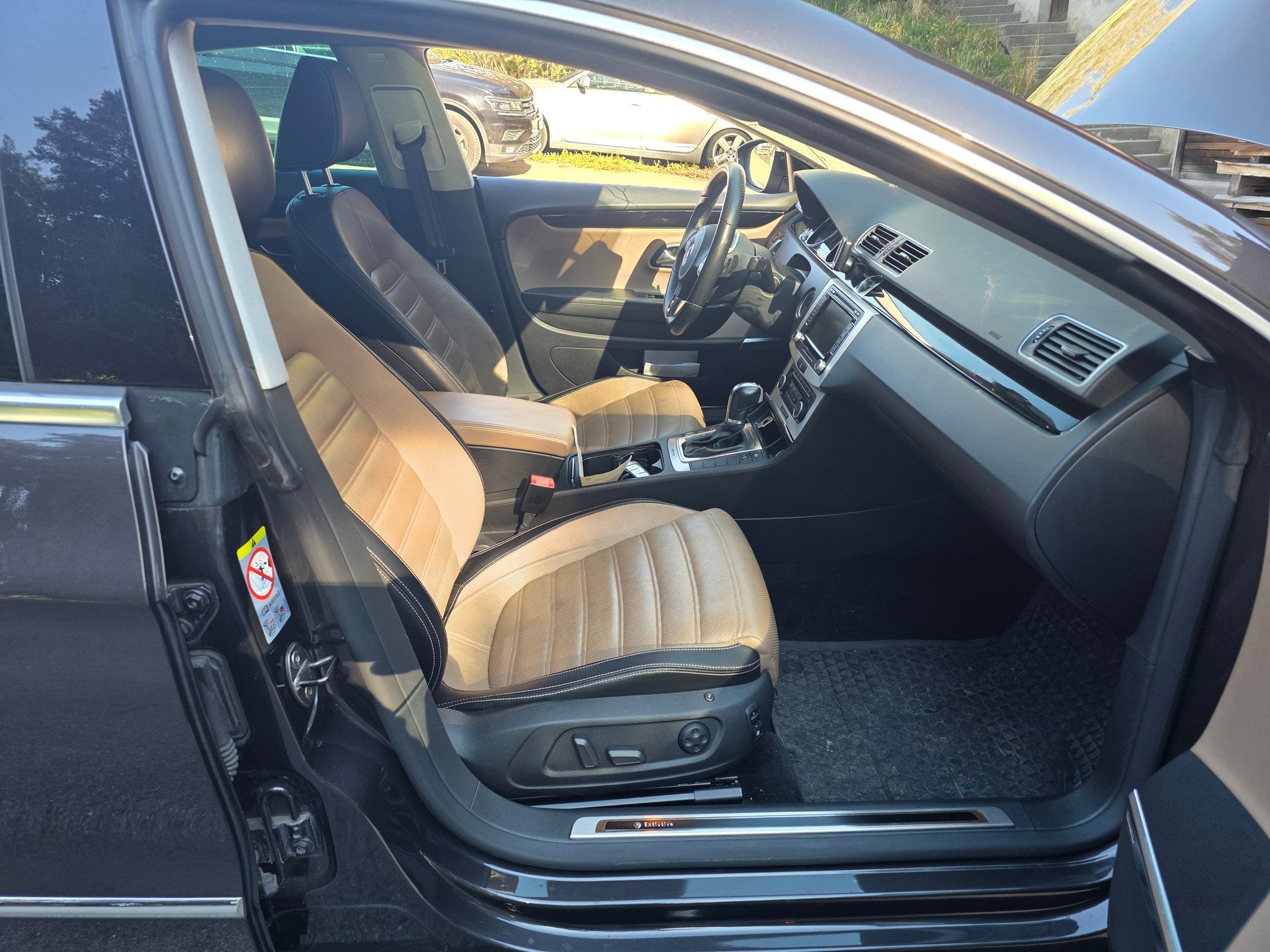 VW Passat CC 3.6 V6 FSI 4Motion EXCLUSIVE-image-7