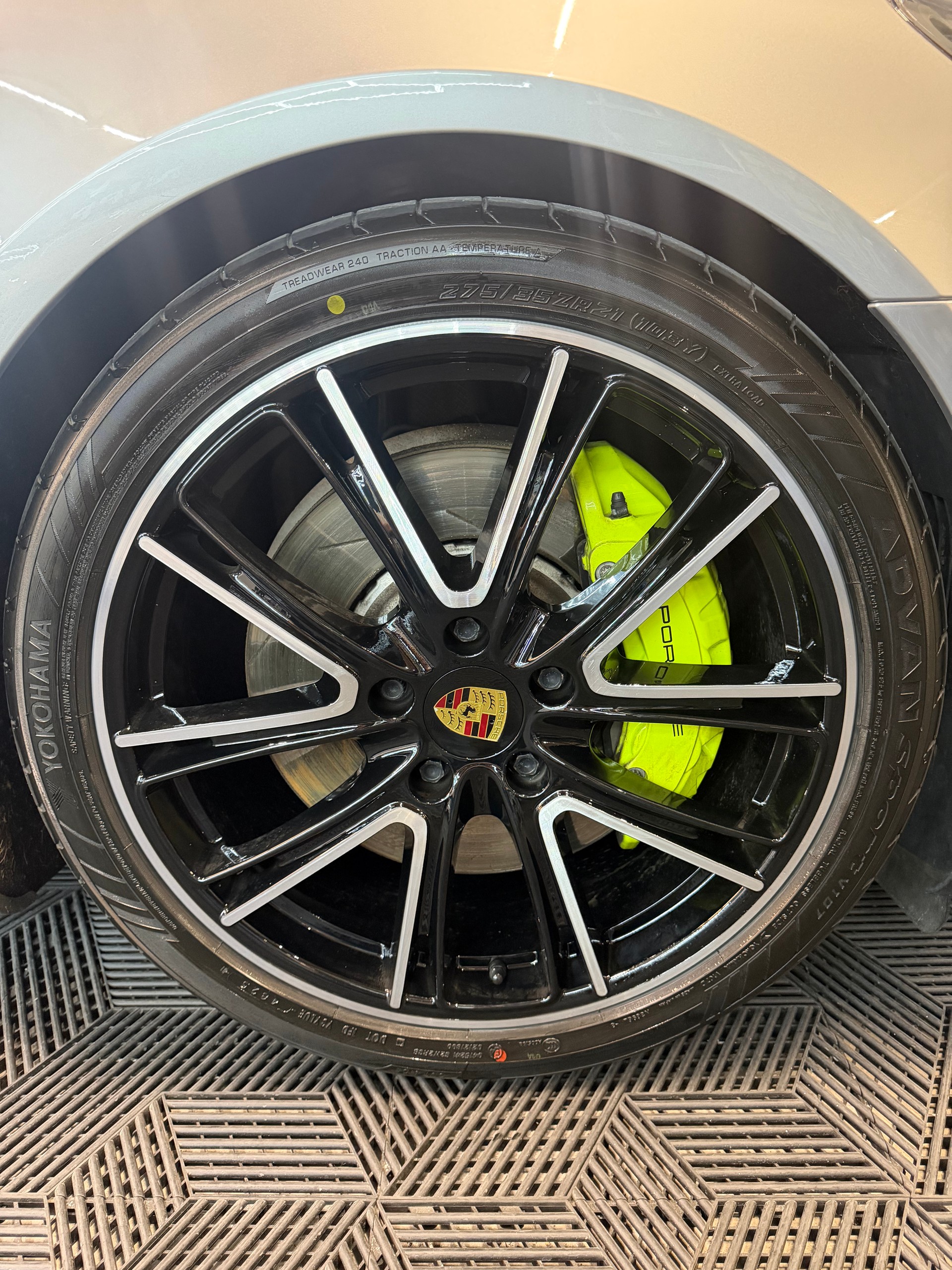 PORSCHE Panamera 4 E-Hybrid Executive PDK-image-26
