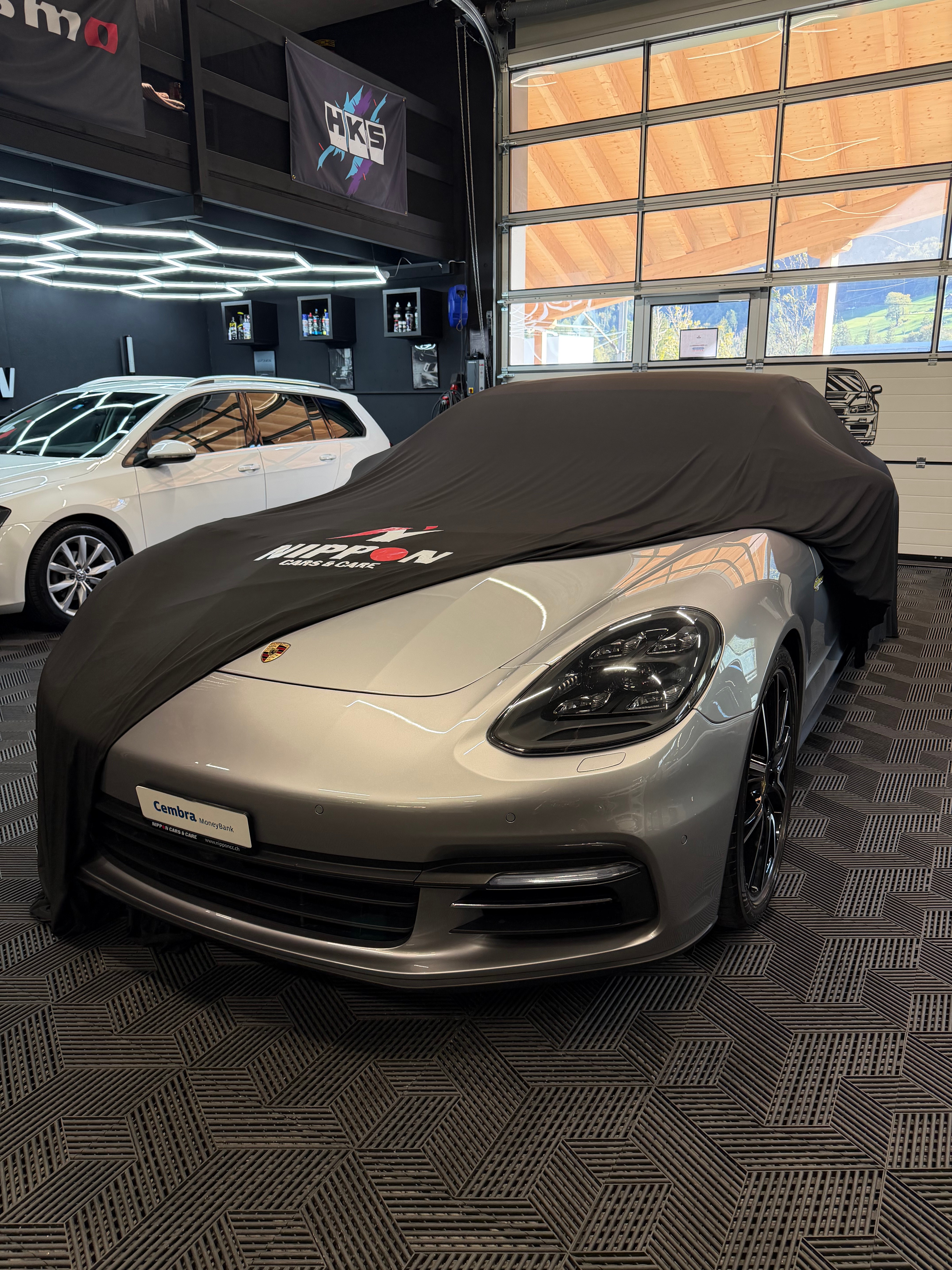 Car photo