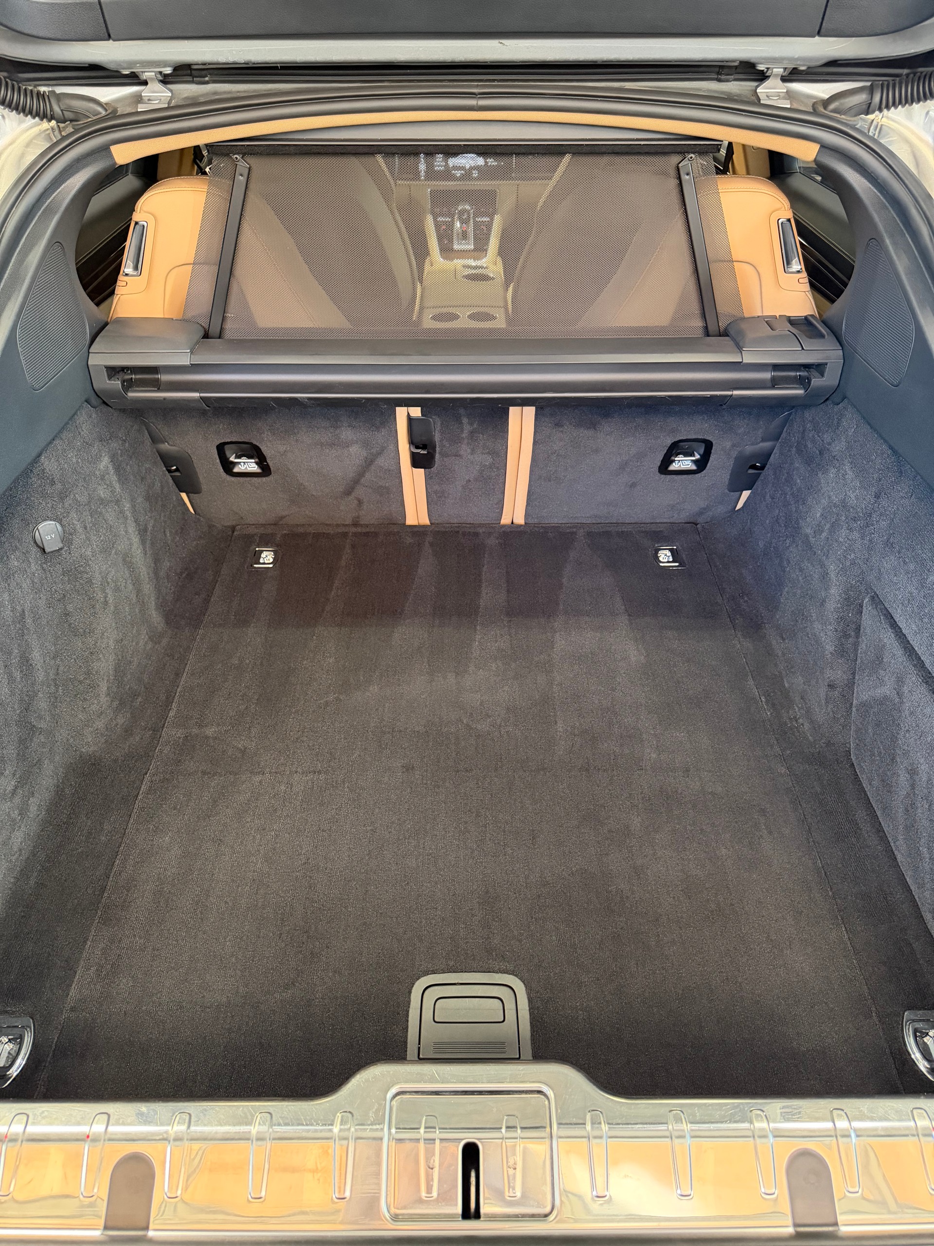 PORSCHE Panamera 4 E-Hybrid Executive PDK-image-22
