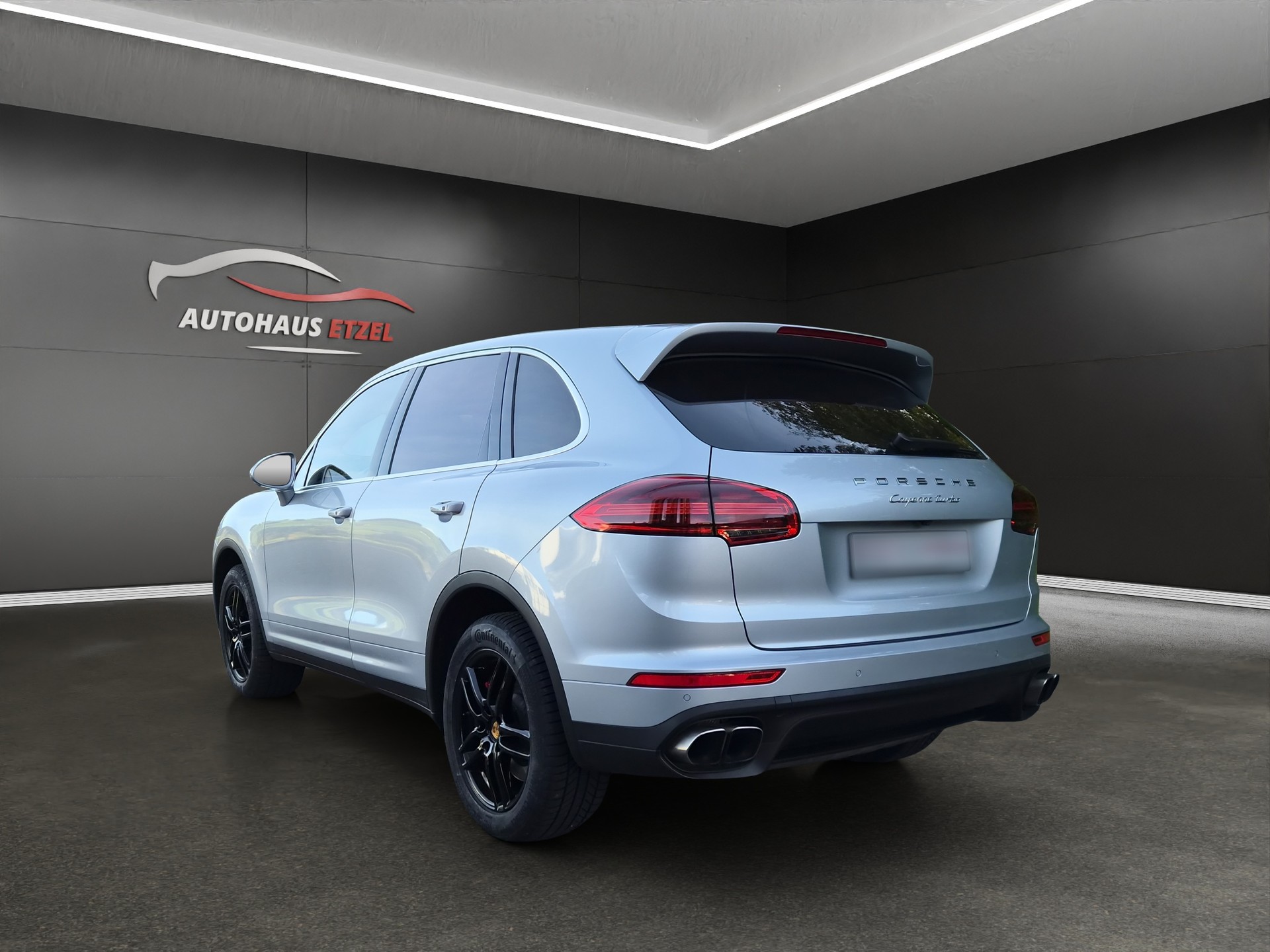 PORSCHE Cayenne Turbo-image-4