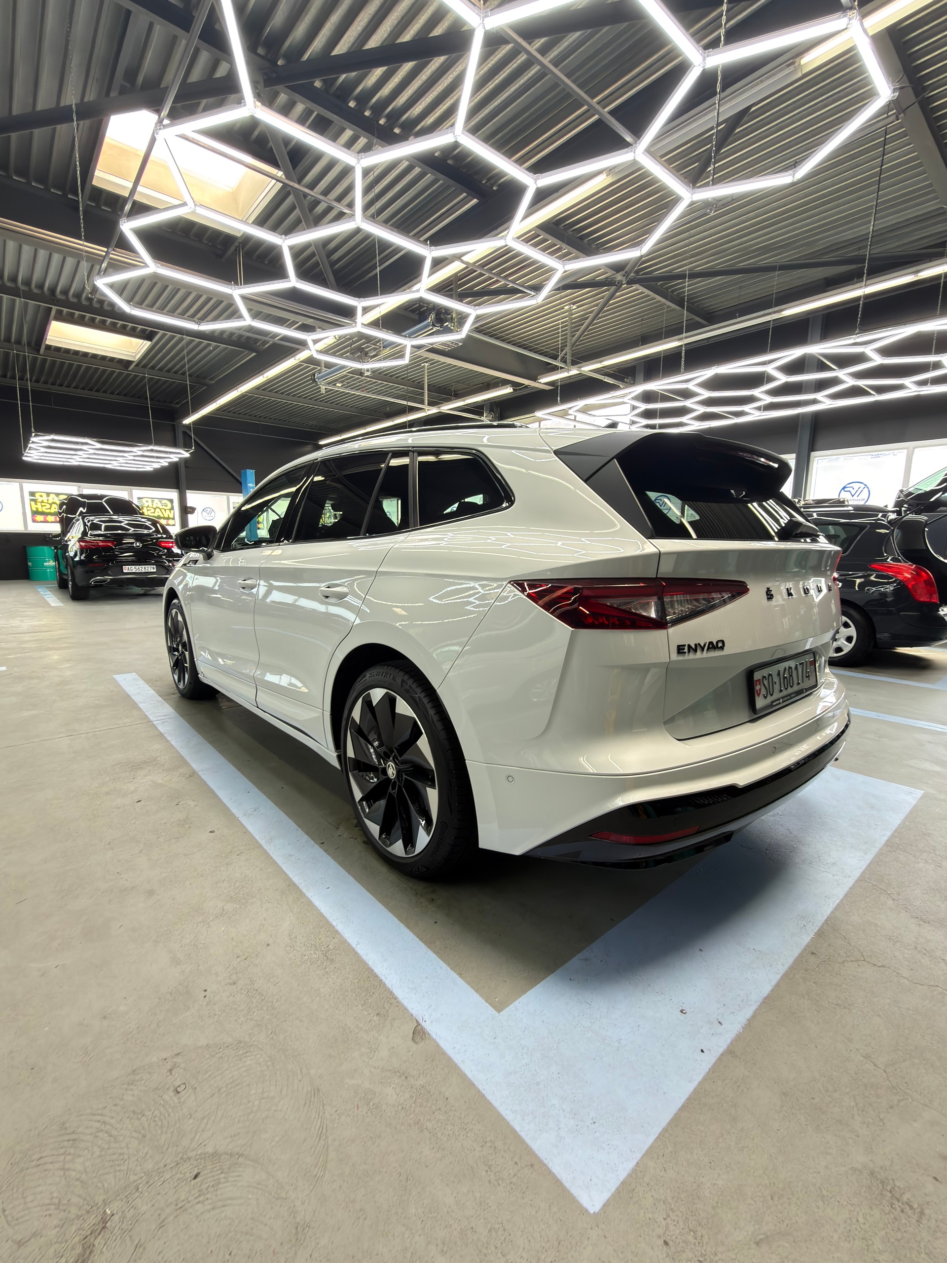 SKODA Enyaq iV 80 SportLine-showroom-element-3