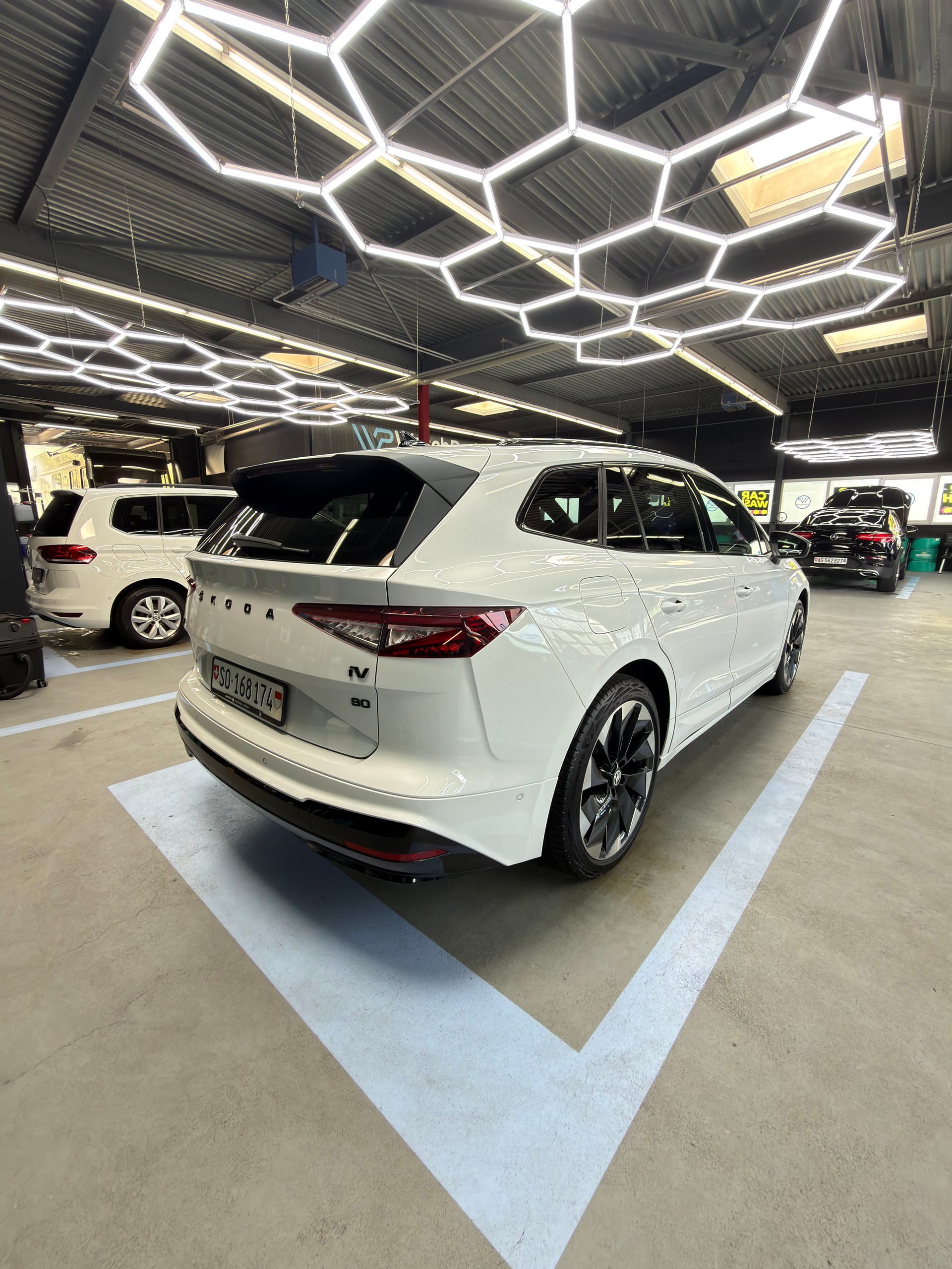 SKODA Enyaq iV 80 SportLine-image-4