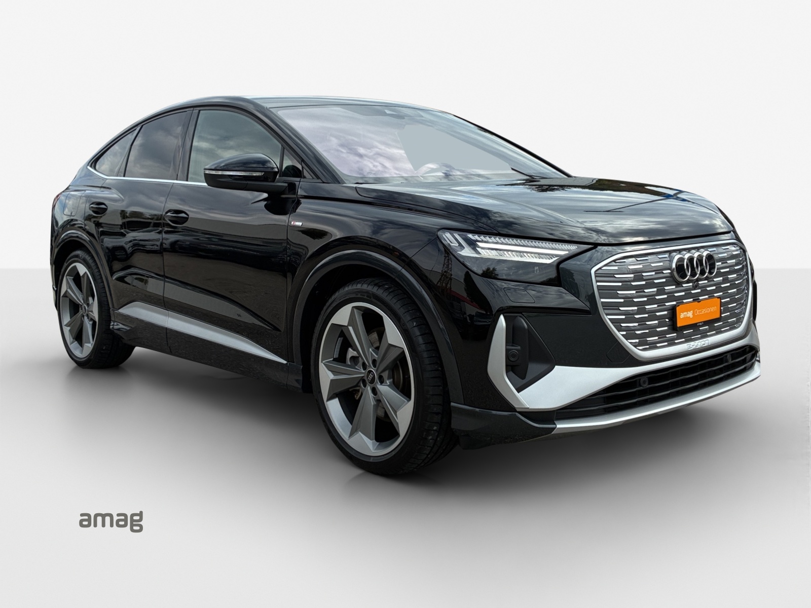 AUDI Q4 Sportback e-tron 50 quattro-image-5