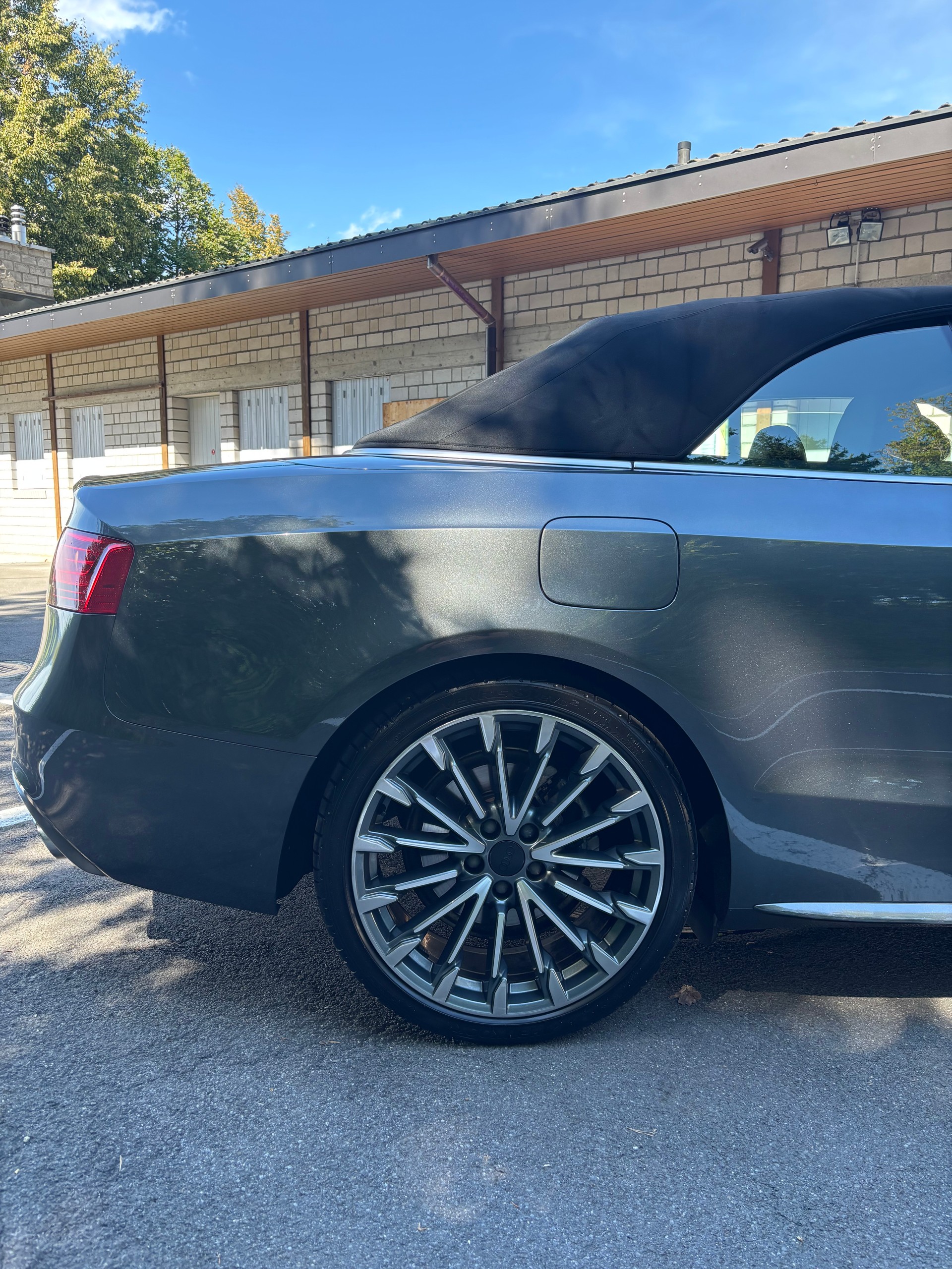AUDI Audi A5 Cab. qu 2.0TFSI-image-4