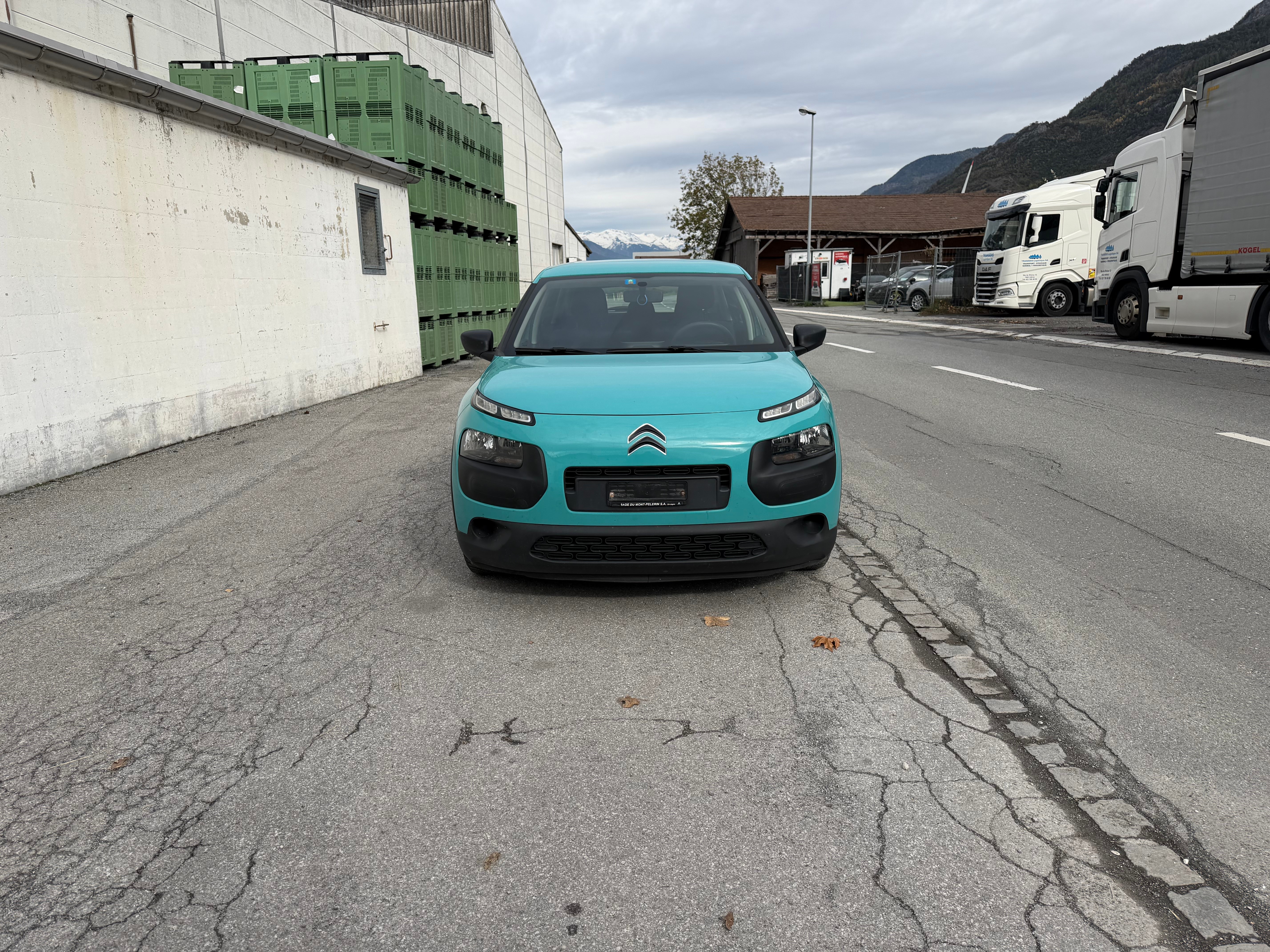 Car photo