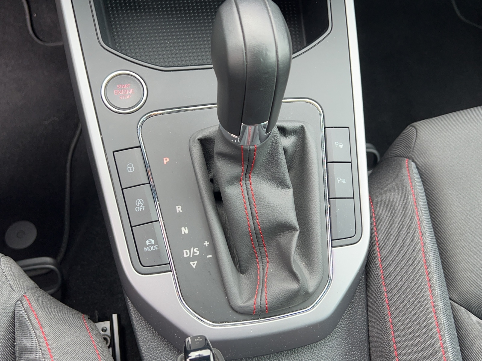 SEAT Arona 1.0 TSI Eco FR DSG-image-12