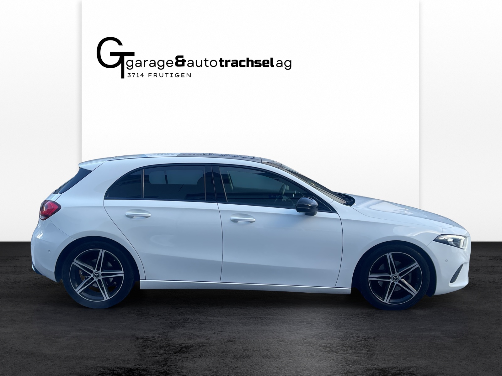MERCEDES-BENZ A 180 Progressive 7G-DCT-image-5