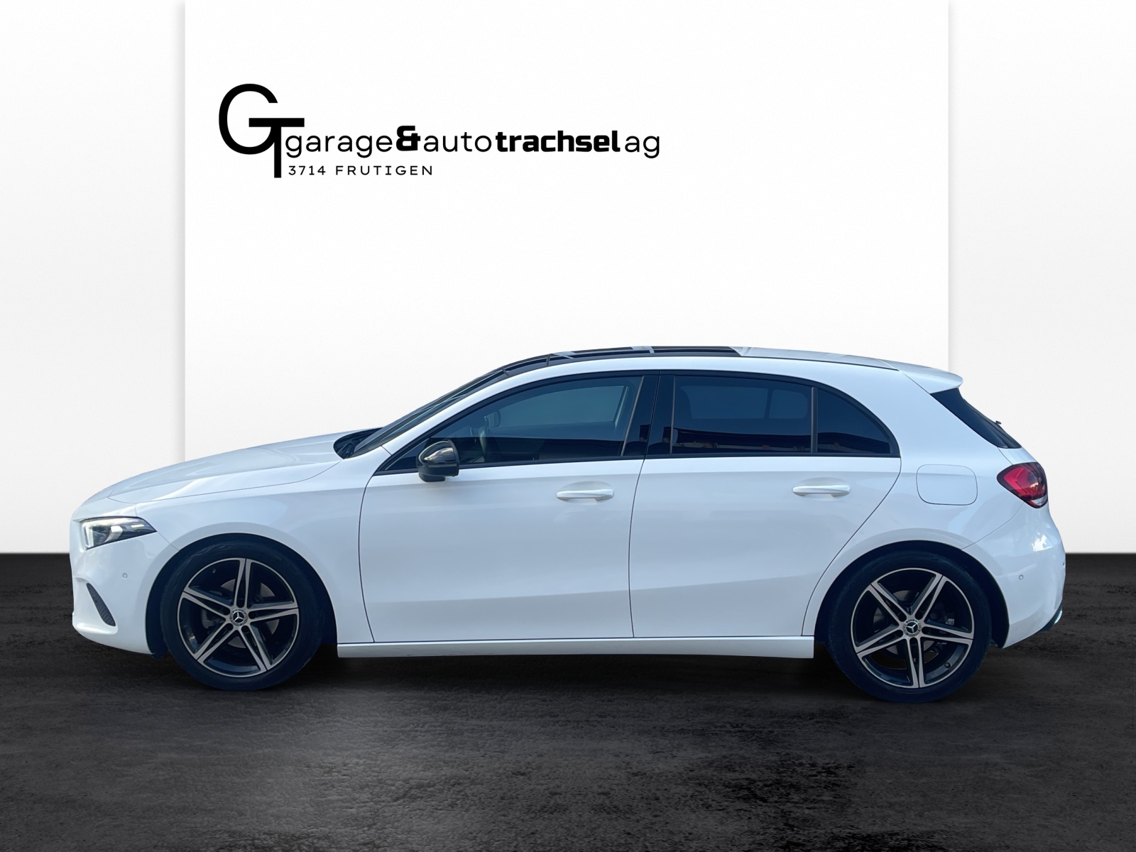 MERCEDES-BENZ A 180 Progressive 7G-DCT-showroom-element-1