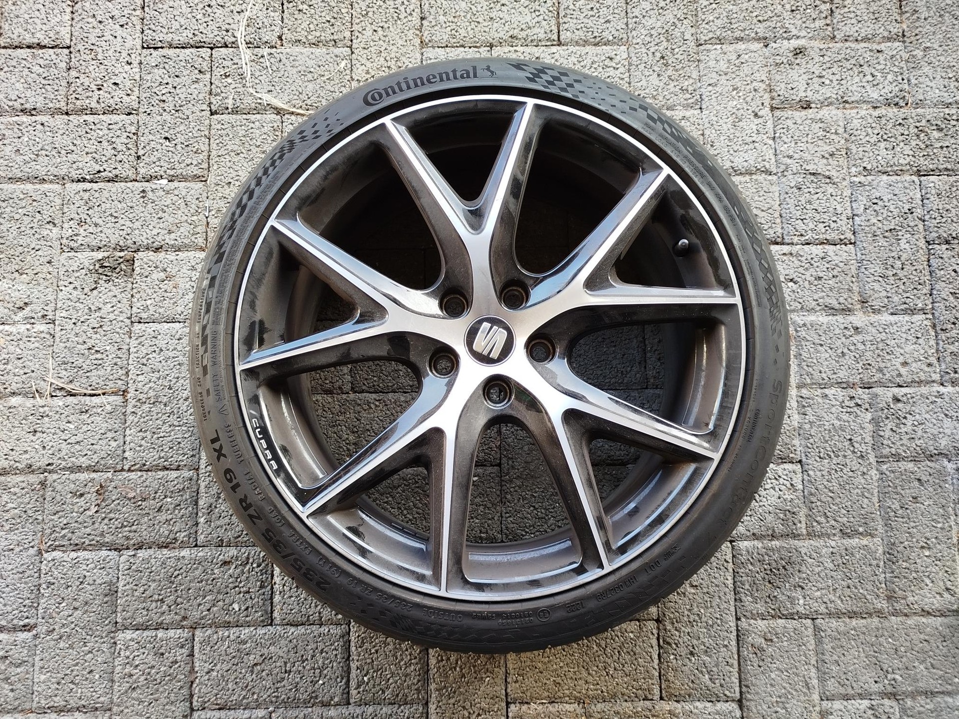 SEAT Leon ST 2.0 TSI Cupra 370 4 Drive DSG-image-13