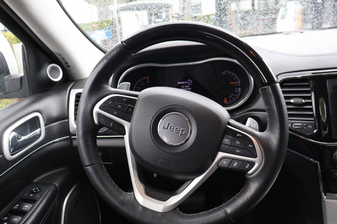 JEEP Grand Cherokee 3.0 CRD 250 Summit-image-10