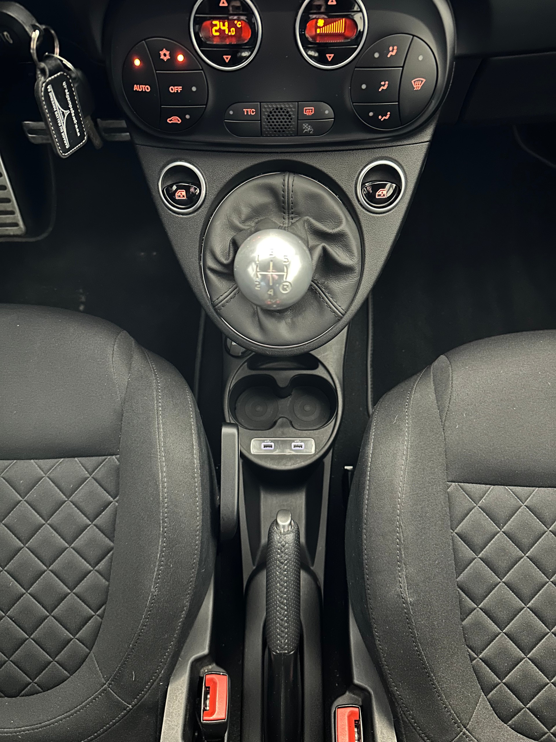 FIAT 595 1.4 16V Turbo Abarth 595 Premium-image-15