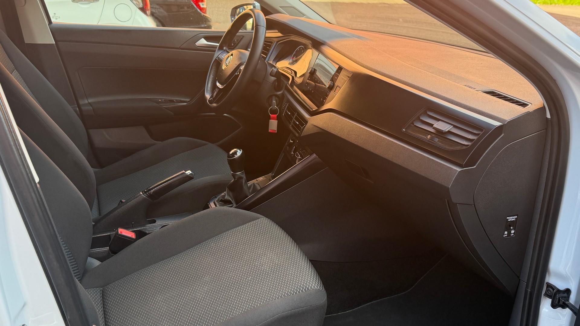 VW Polo 1.0 BMT Trendline-image-10