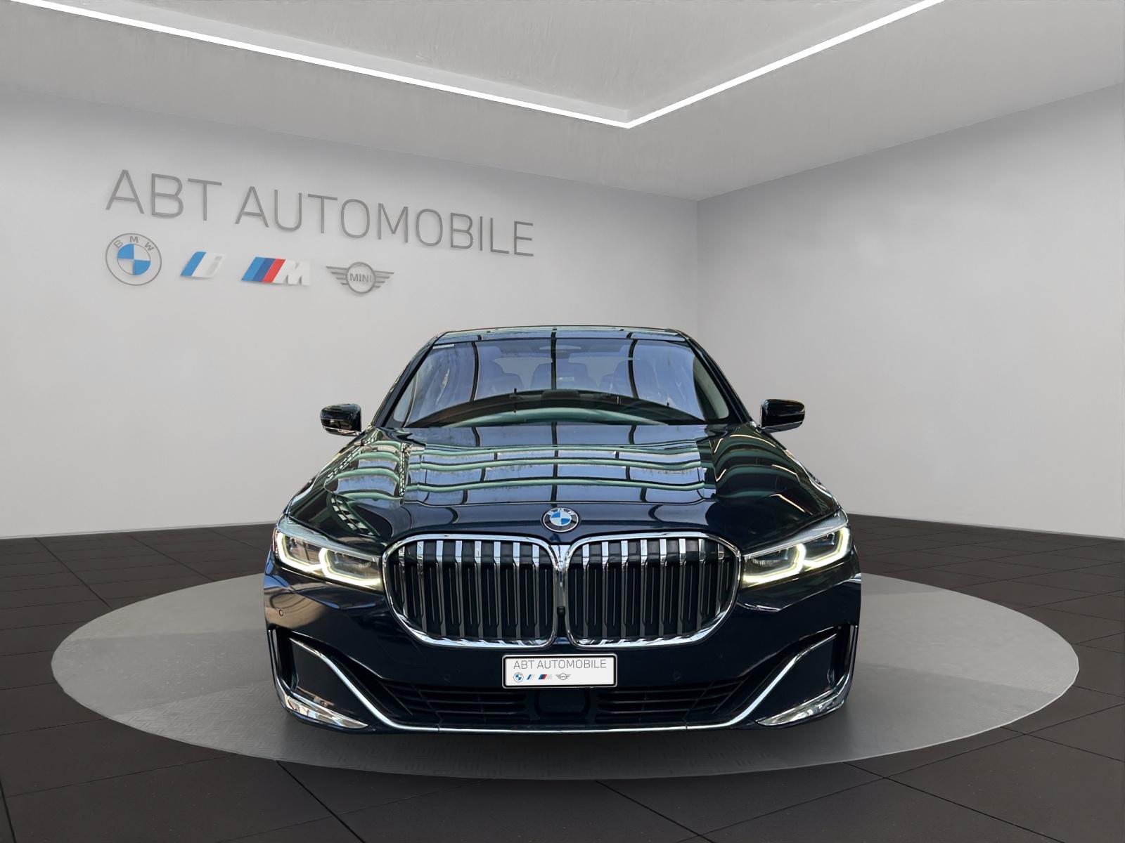 BMW 750i xDrive-image-1