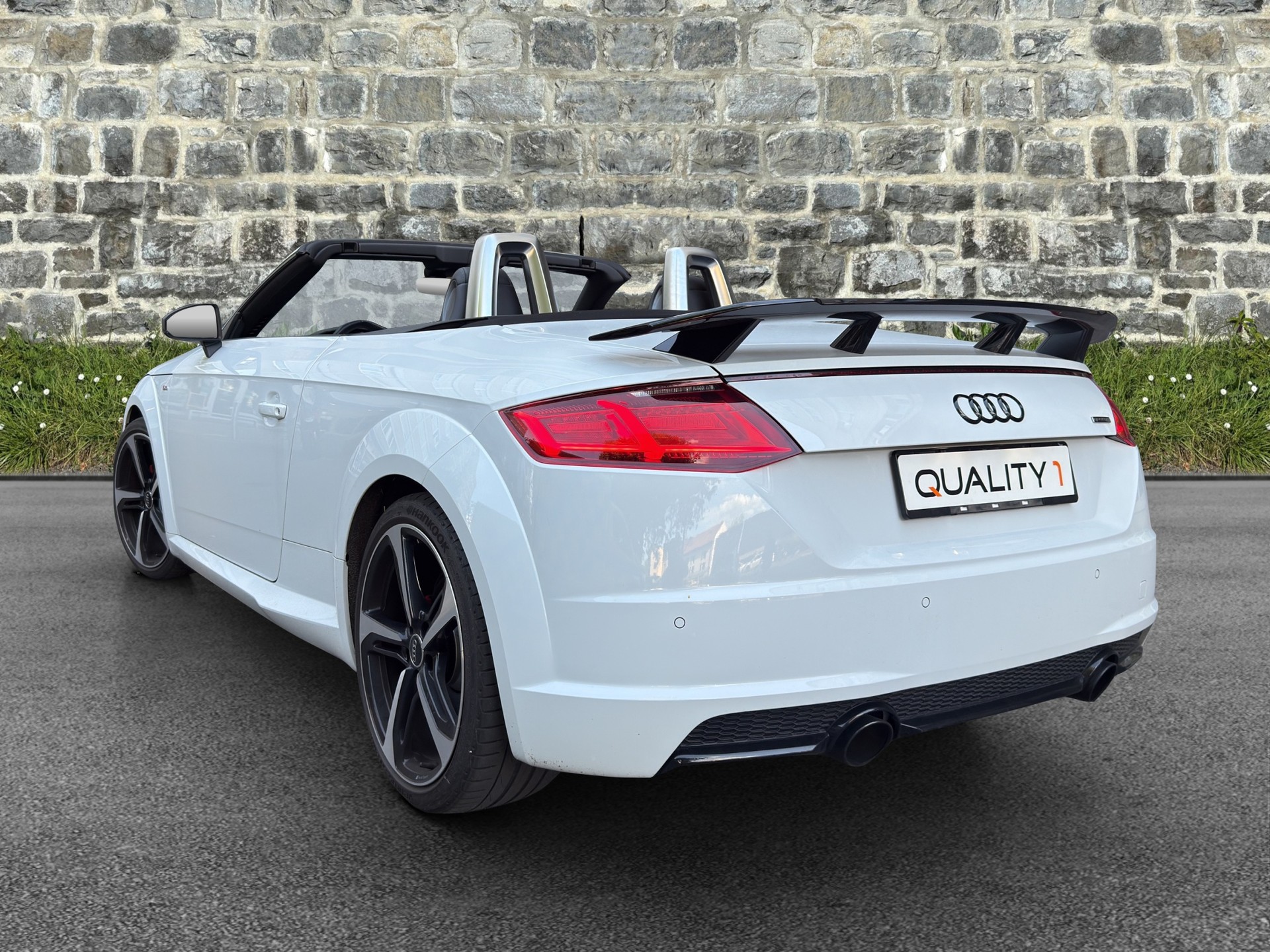 AUDI TT Roadster 2.0 TFSI S-tronic-image-4