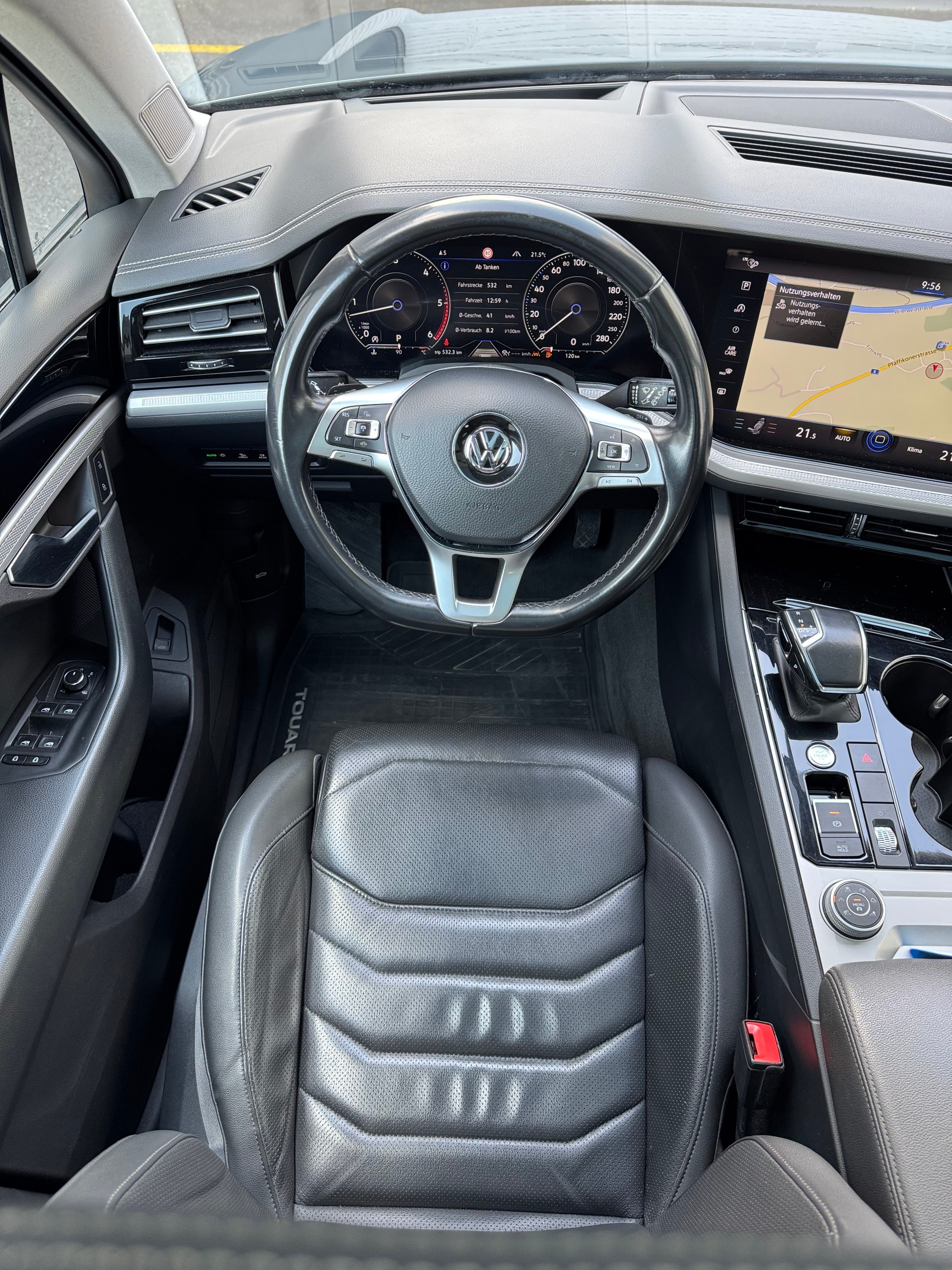 VW Touareg 3.0 TDI Elegance Tiptronic-image-7