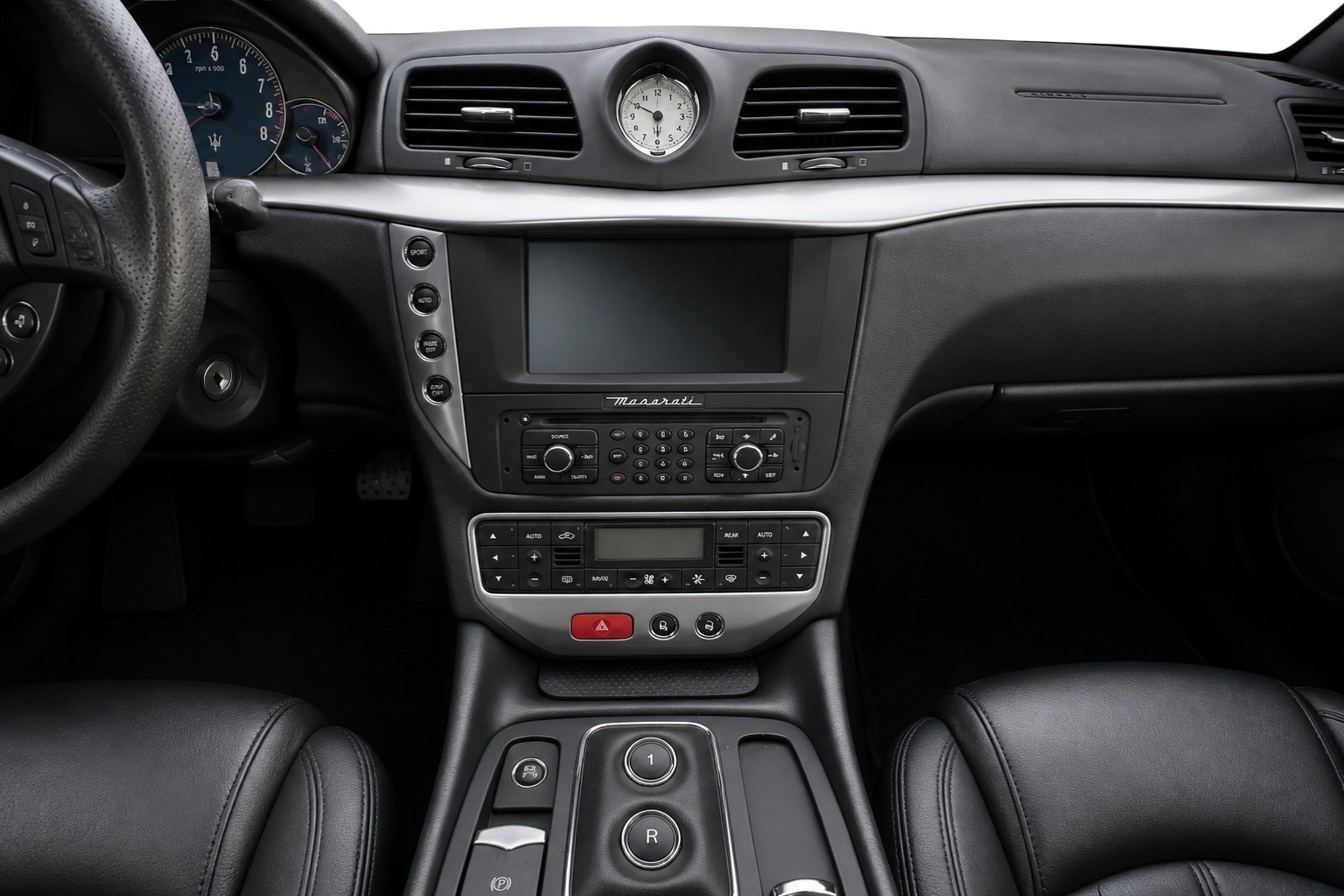 MASERATI Gran Turismo S 4.7 V8-image-10