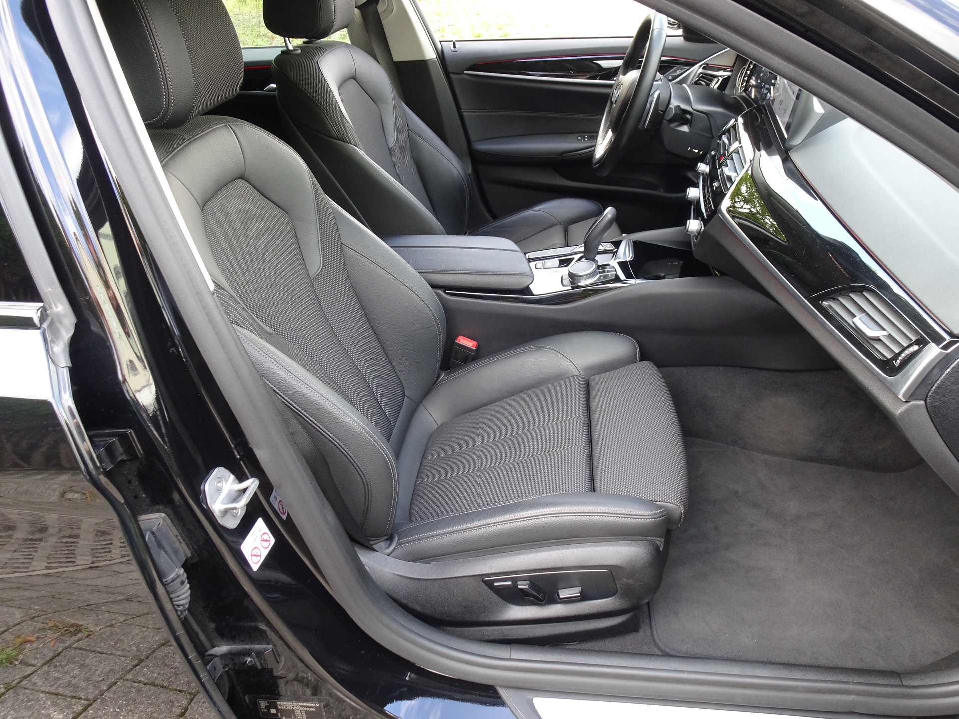 BMW 530d Touring Sport Line Steptronic-image-7
