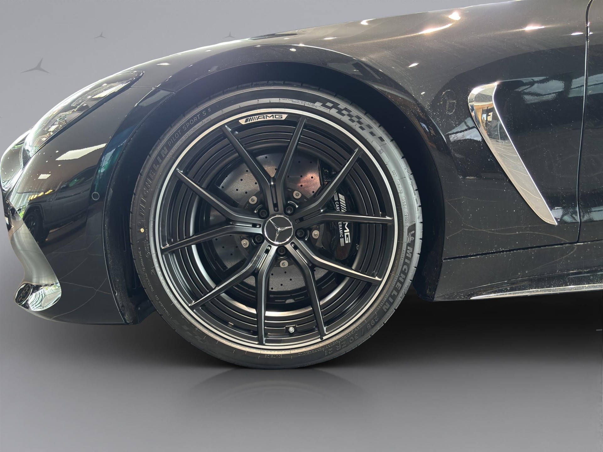 MERCEDES-BENZ AMG GT 63 S E Performance Executive Ed. 4matic+-showroom-element-2