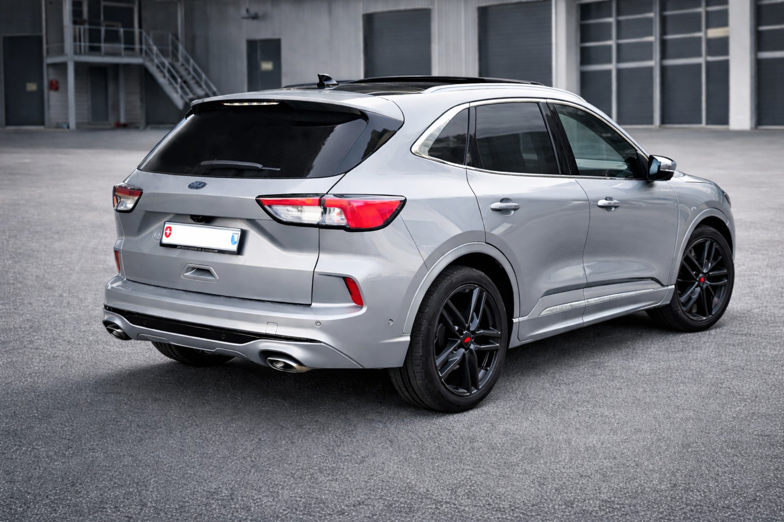 FORD Ford Kuga Vignale AWD Voll-Hybrid – Panorama – 8-fach bereift-image-3