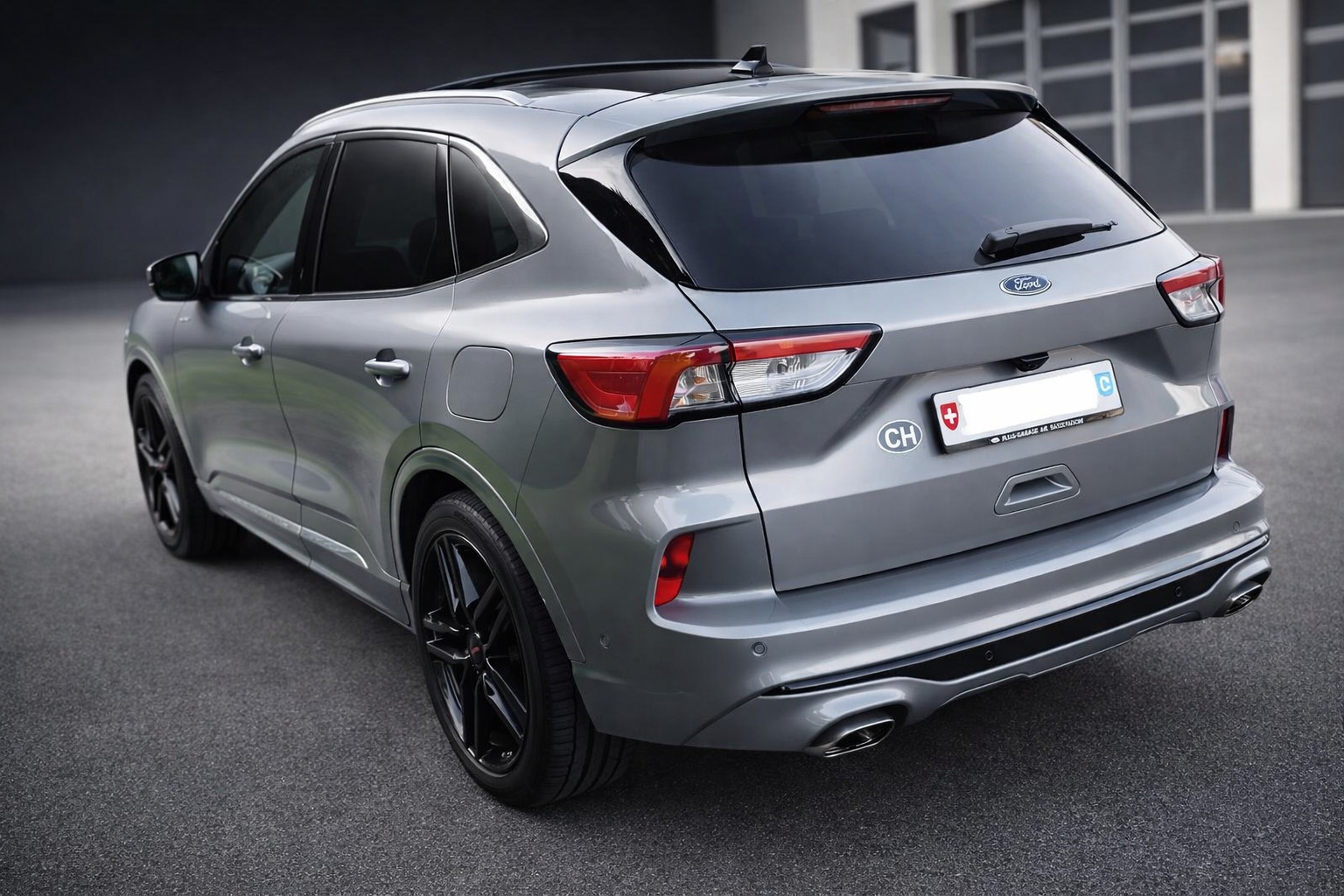 FORD Ford Kuga Vignale AWD Voll-Hybrid – Panorama – 8-fach bereift-image-2