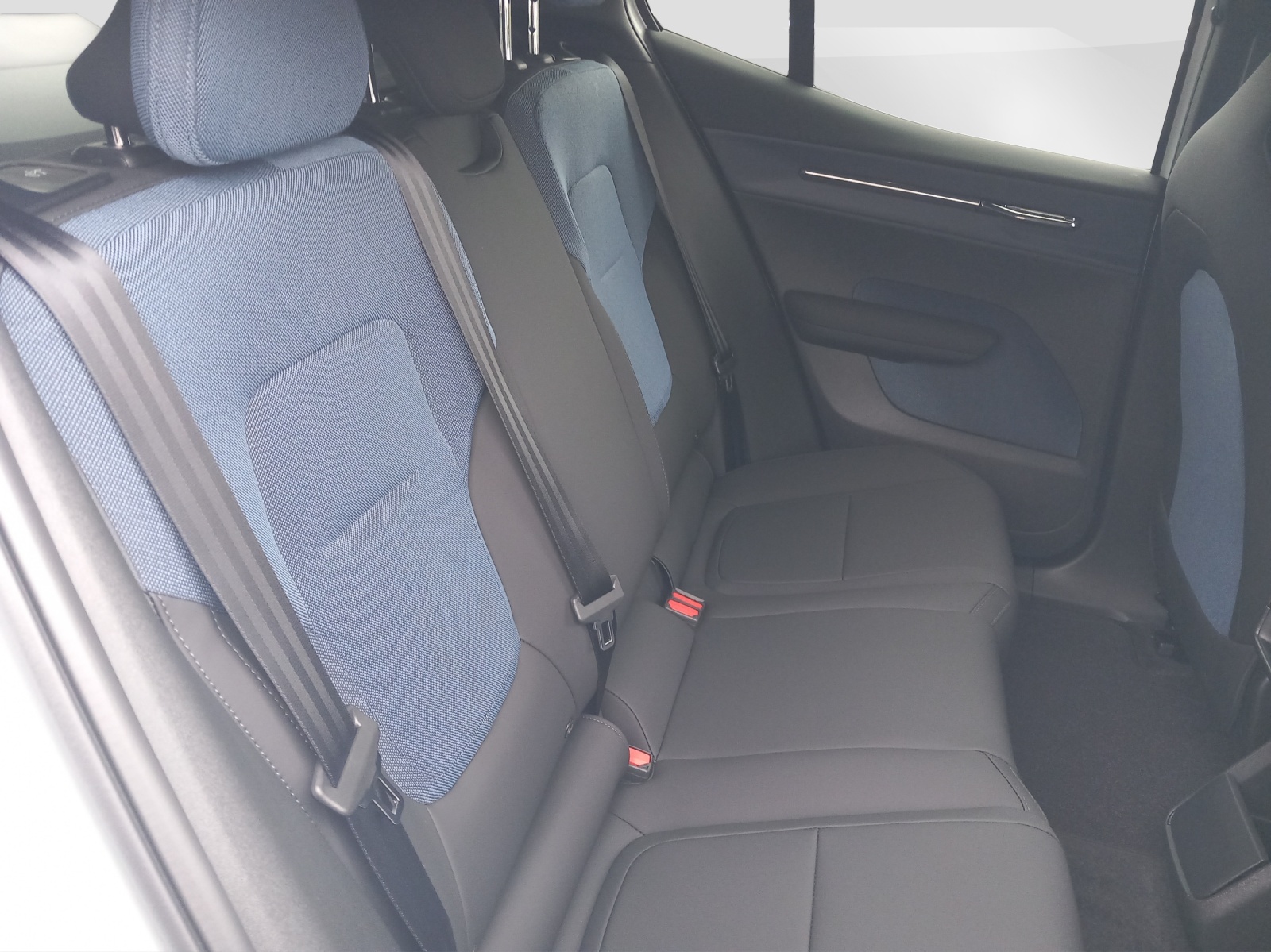 VOLVO EX30 E40 Core XCITE XCITE-image-13