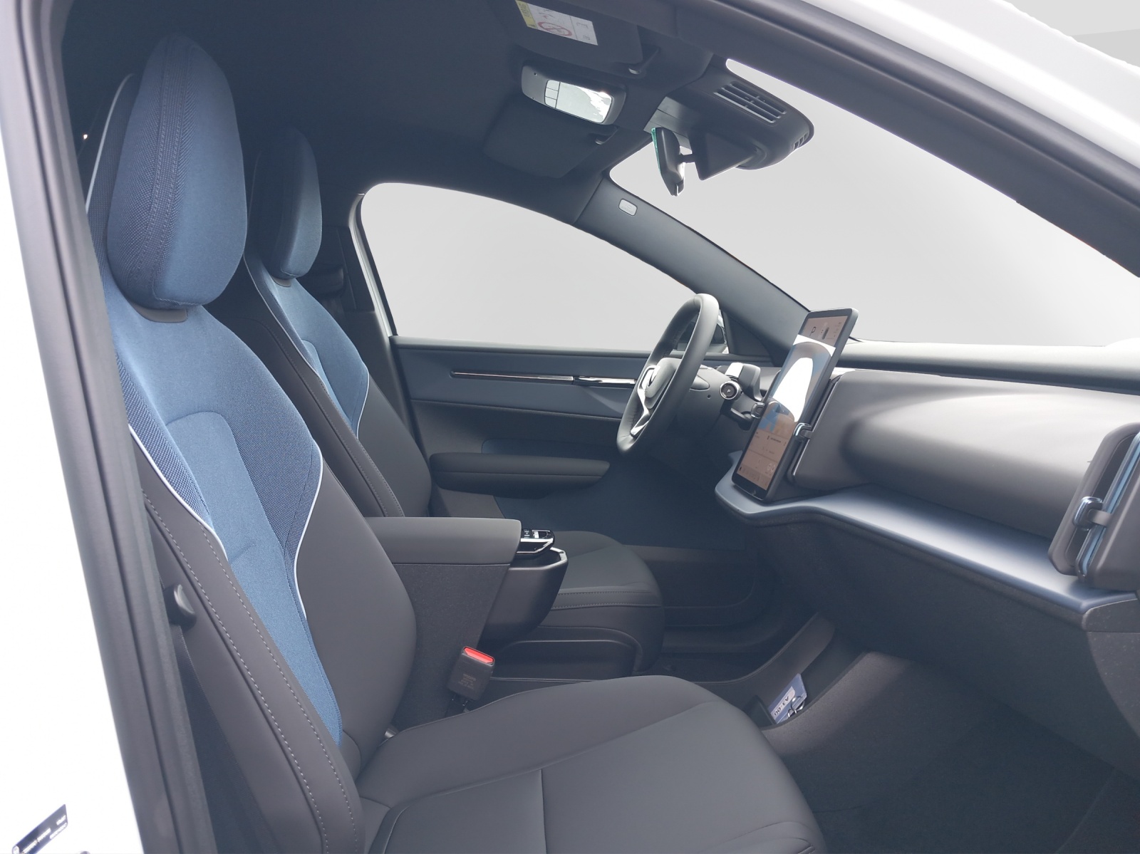 VOLVO EX30 E40 Core XCITE XCITE-image-14