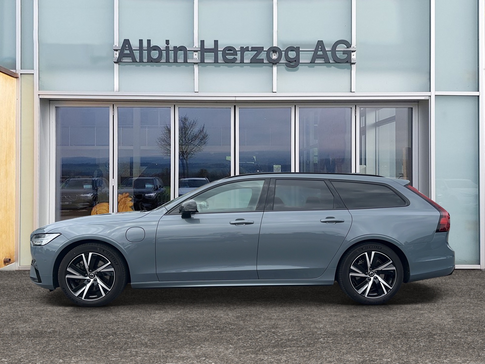 VOLVO V90 2.0 T6 TE R-Design 11,6kWh eAWD-image-1
