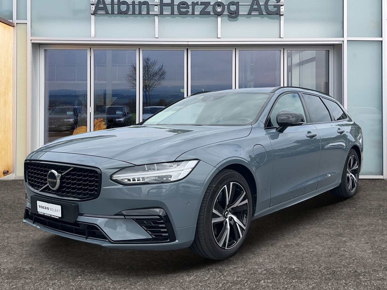 VOLVO V90 2.0 T6 TE R-Design 11,6kWh eAWD-image-0