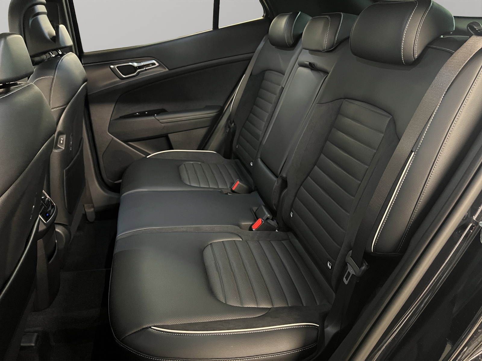 KIA Sportage 1.6 T Hybrid GT-Line 4x4-image-10