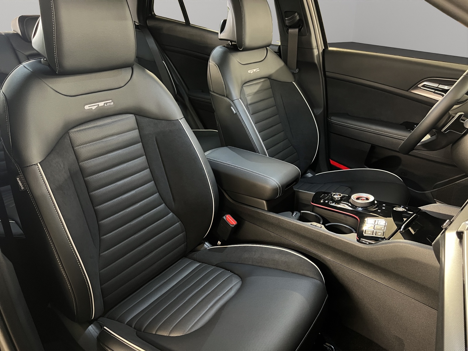 KIA Sportage 1.6 T Hybrid GT-Line 4x4-image-13