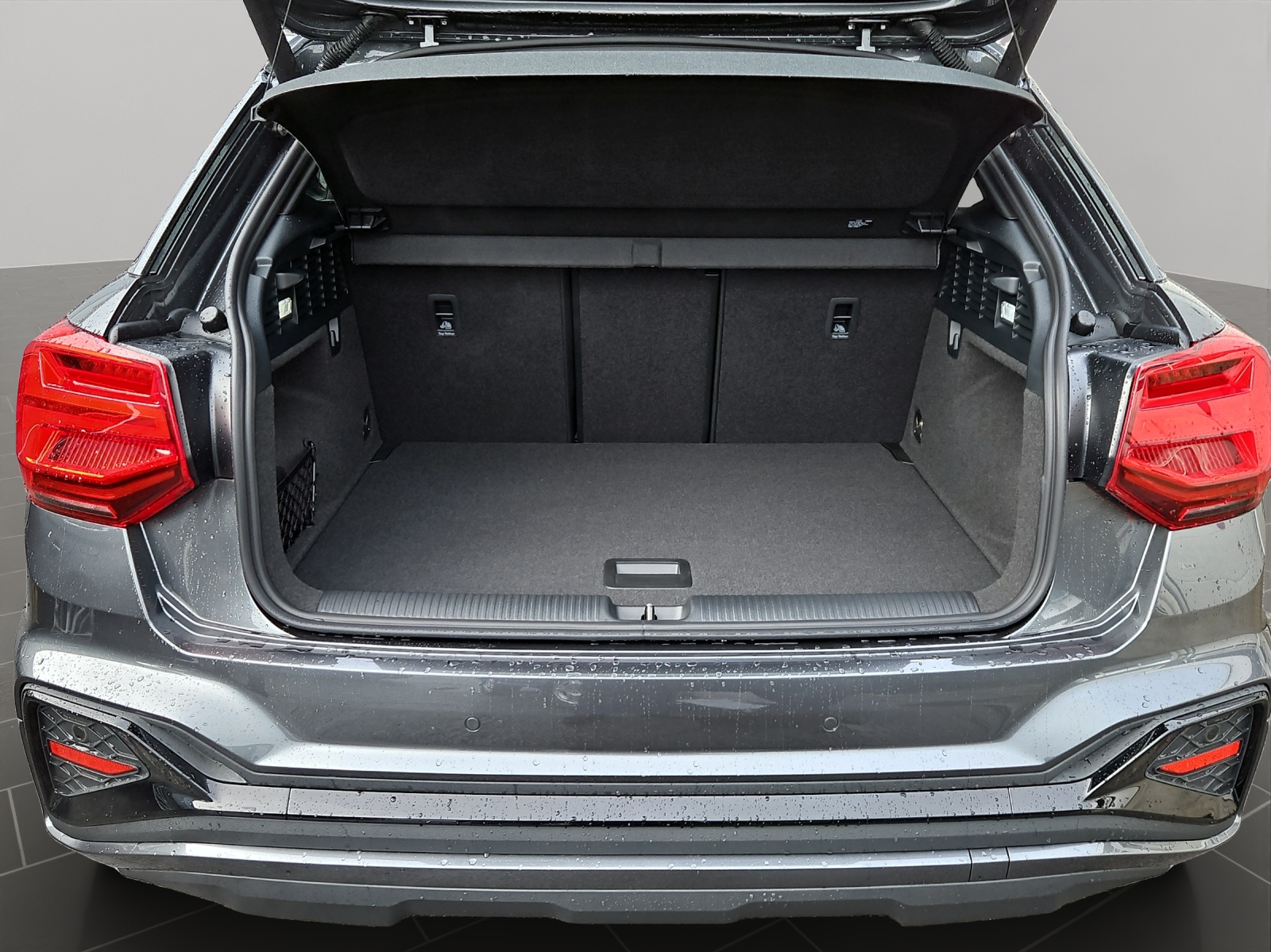 AUDI Q2 35 TFSI S line S-tronic-image-14