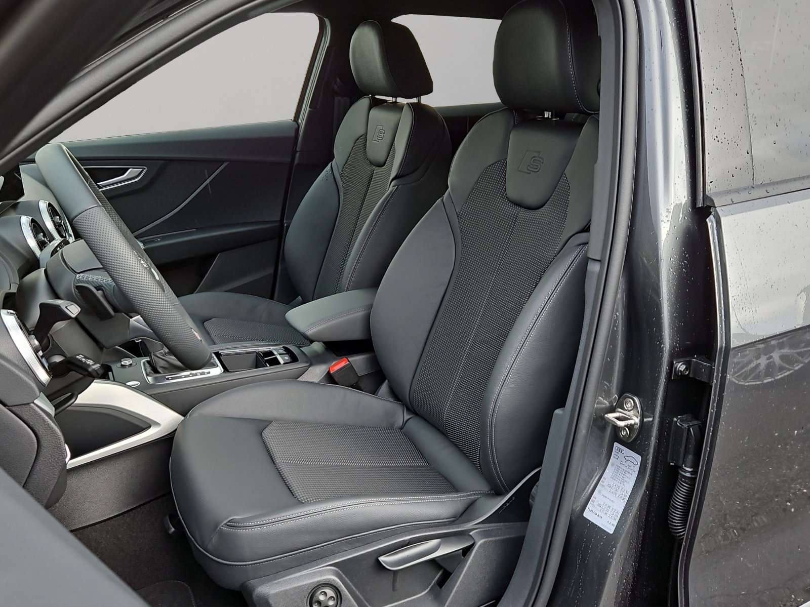 AUDI Q2 35 TFSI S line S-tronic-image-7