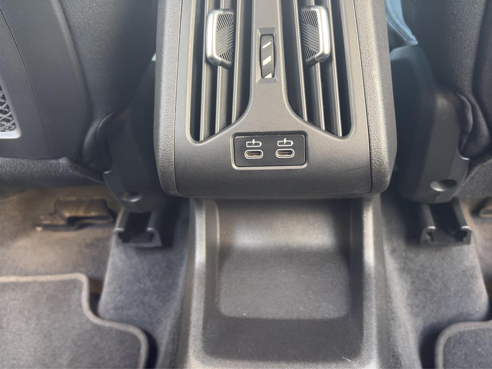 BMW 223d xDrive Active Tourer-image-15